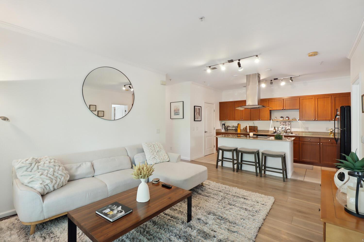 Davis, California, 95618, United States, 2 Bedrooms Bedrooms, ,2 BathroomsBathrooms,Residential,For Sale,1874758