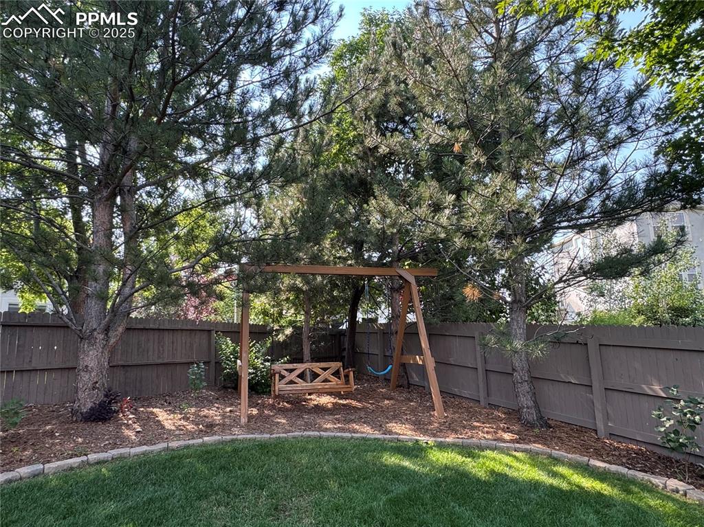 Colorado Springs, Colorado, 80920, United States, 5 Bedrooms Bedrooms, ,4 BathroomsBathrooms,Residential,For Sale,1876956