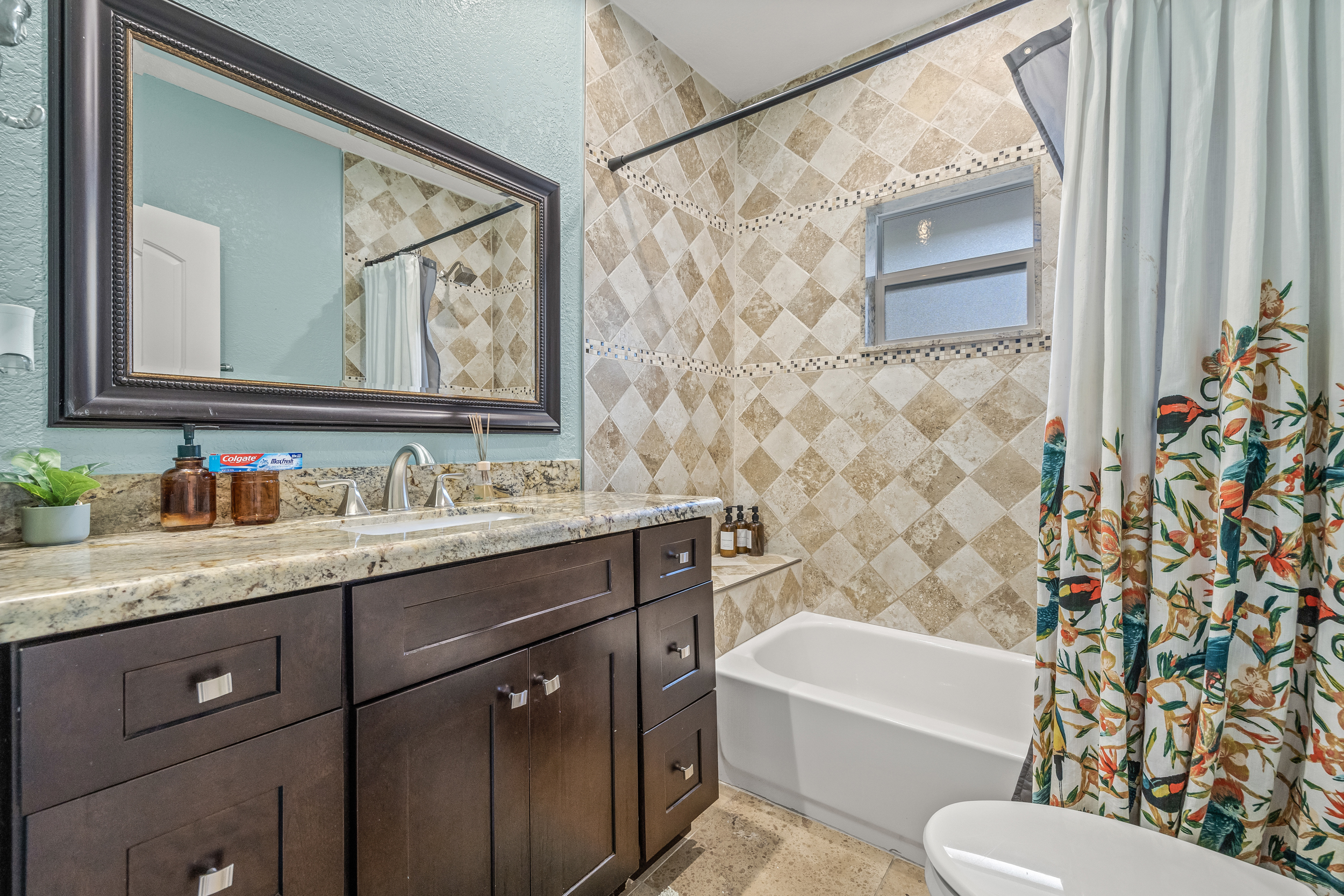 Tampa, Florida, 33604, United States, 3 Bedrooms Bedrooms, ,2 BathroomsBathrooms,Residential,For Sale,1927688