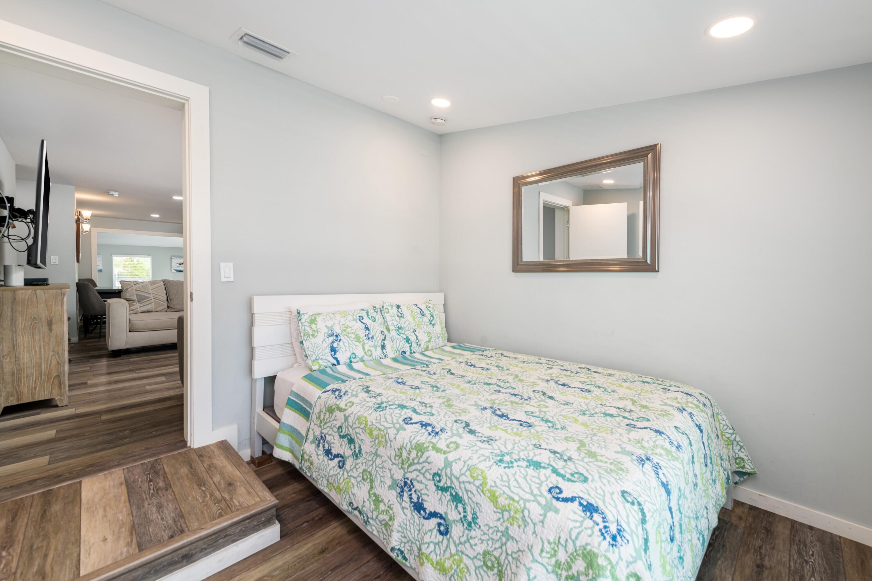 MARATHON, Florida, 33050, United States, 5 Bedrooms Bedrooms, ,4 BathroomsBathrooms,Residential,For Sale,1837177