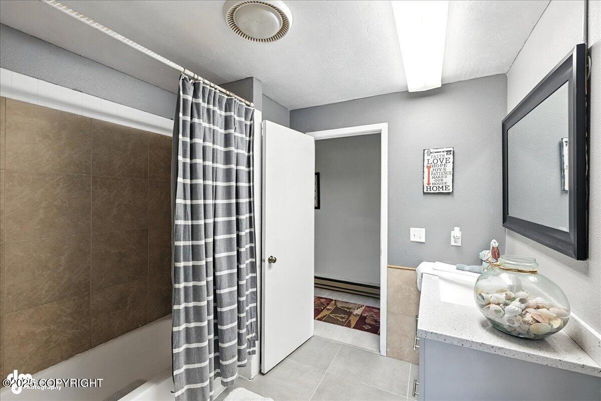 Sterling, Alaska, 99672, United States, 4 Bedrooms Bedrooms, ,2 BathroomsBathrooms,Residential,For Sale,1981228