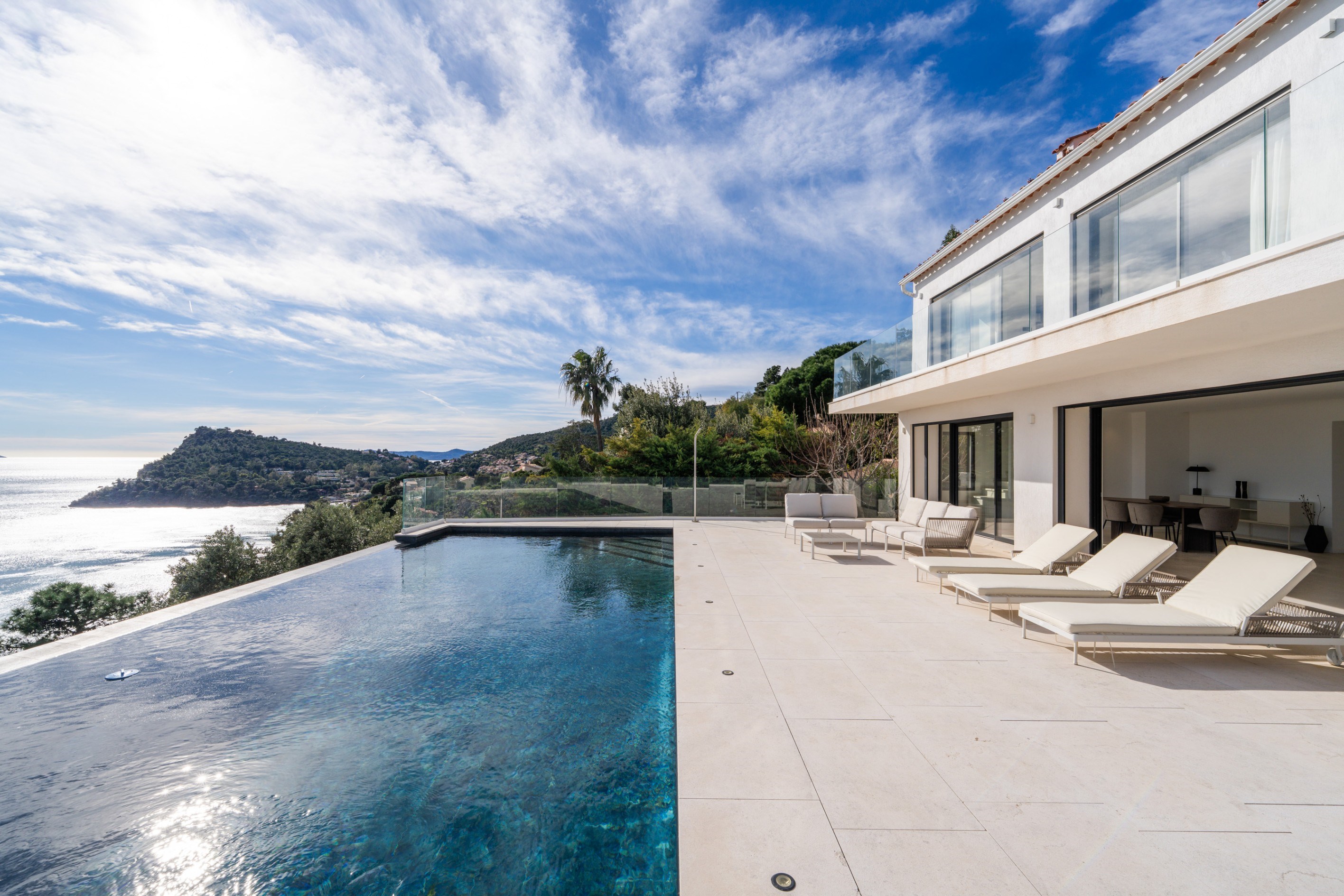  Rayol Canadel – Exceptional Contemporary Villa with Panoramic Sea View over Cap… - 物件實景