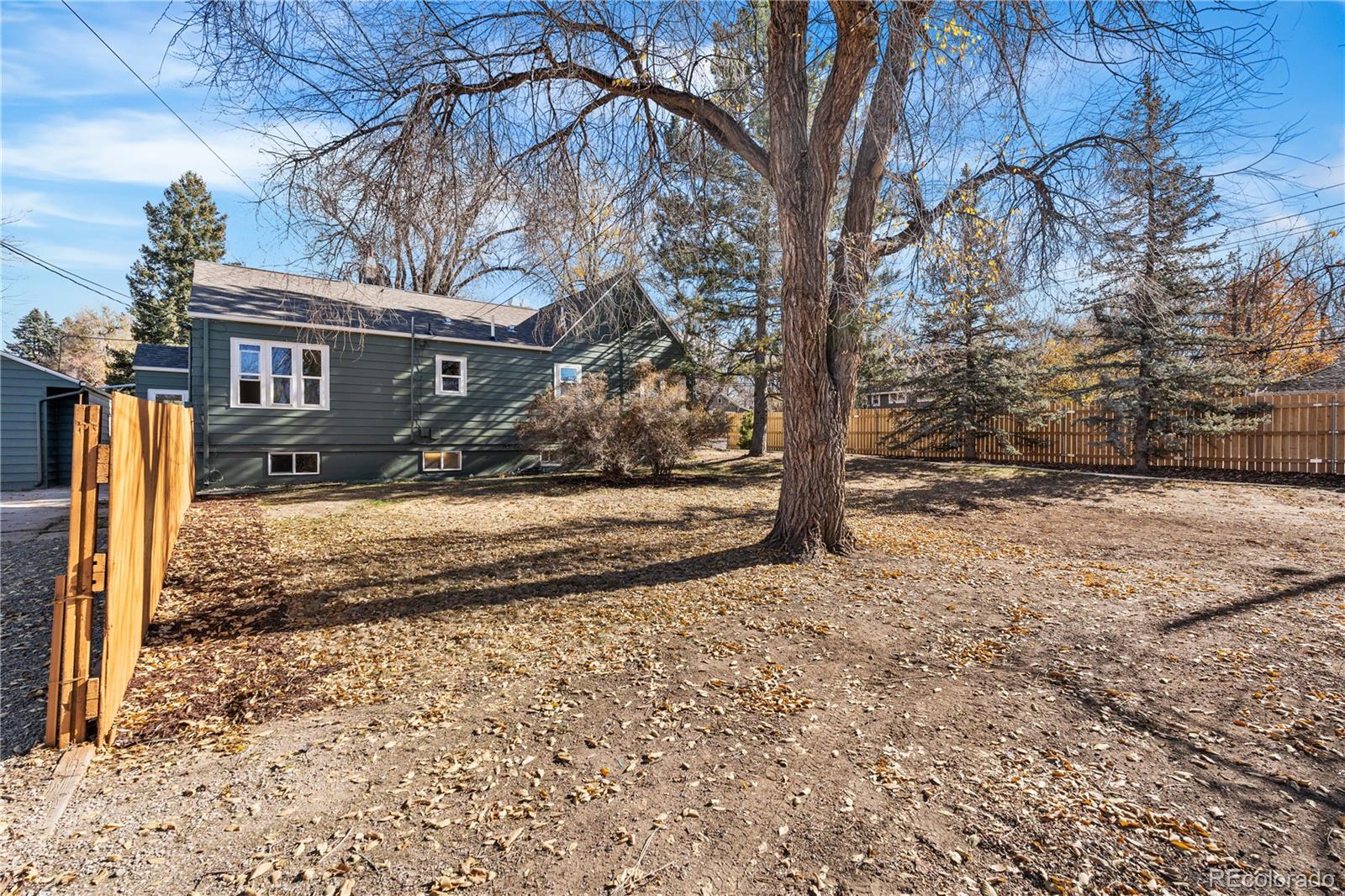 Englewood, Colorado, 80110, United States, 4 Bedrooms Bedrooms, ,2 BathroomsBathrooms,Residential,For Sale,1993019