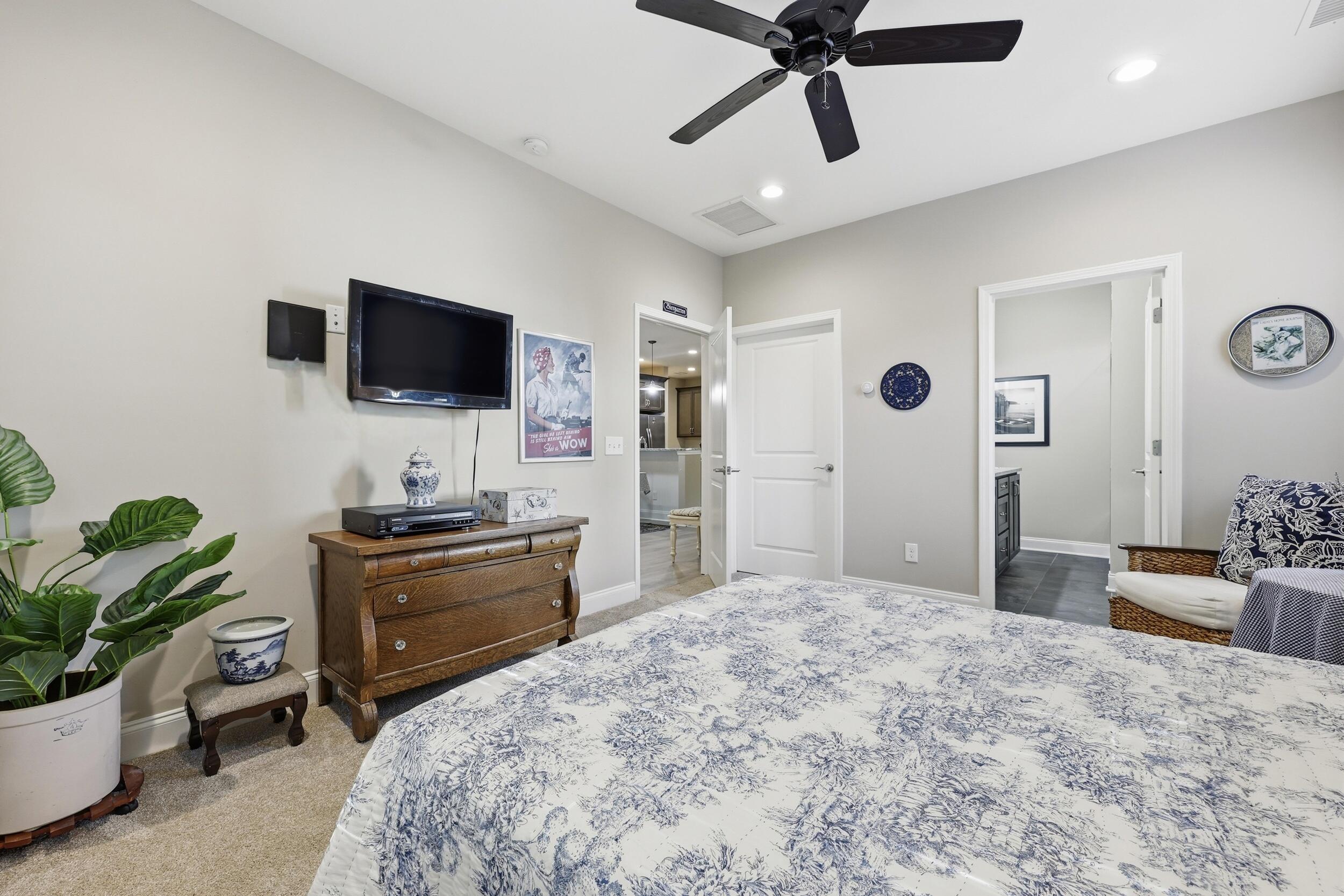 Mount Pleasant, South Carolina, 29466, United States, 3 Bedrooms Bedrooms, ,2 BathroomsBathrooms,Residential,For Sale,1992922