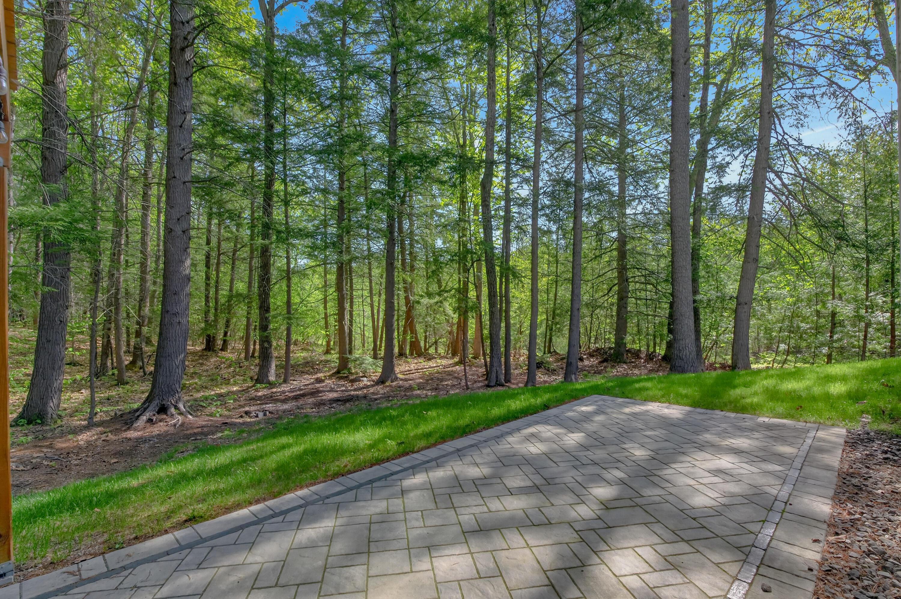  4 Red Oak Drive - 物件實景
