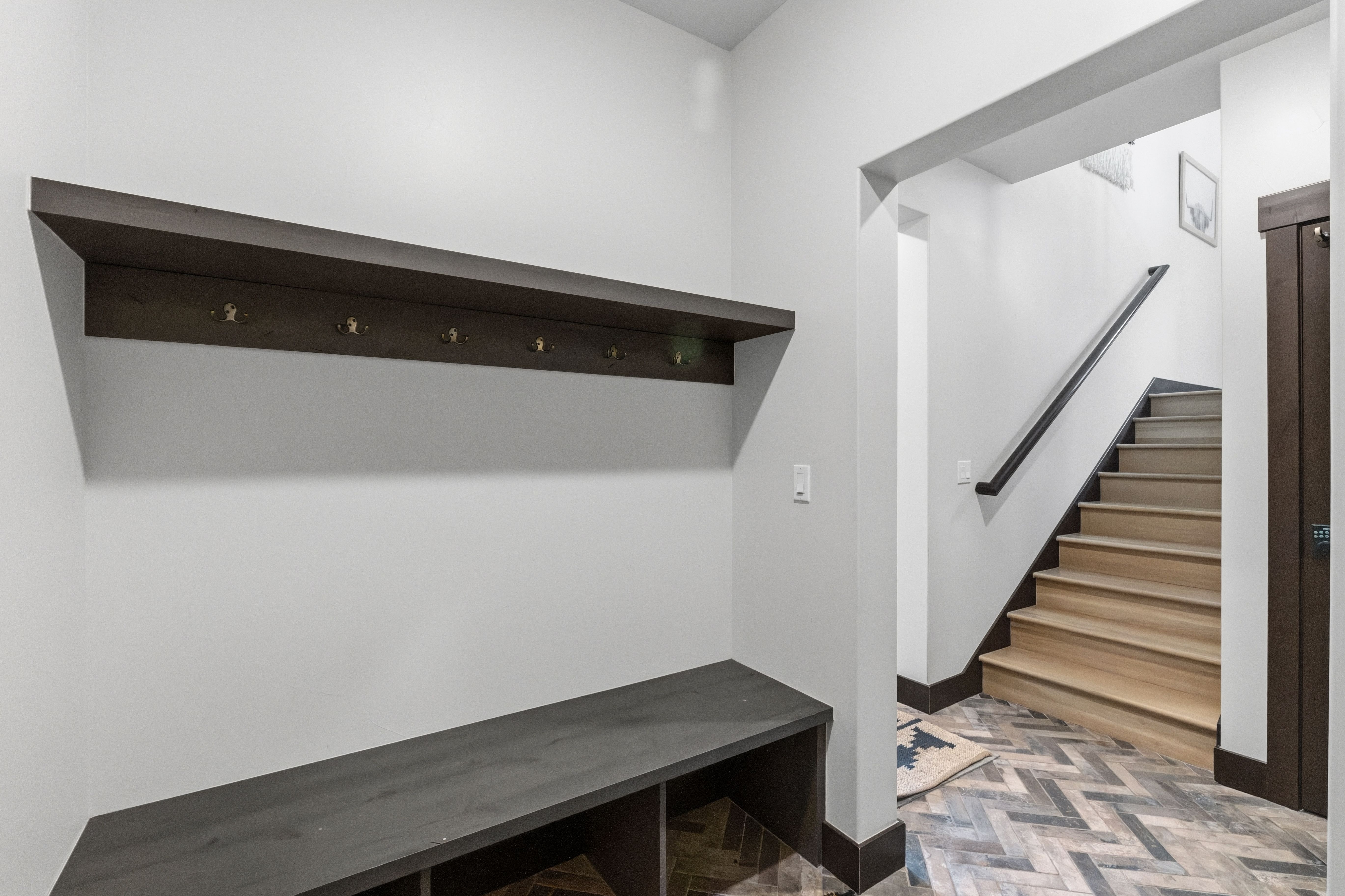  Beautifully Furnished Duplex in Highly Sought After Summit Sky Ranch Community - 物件實景