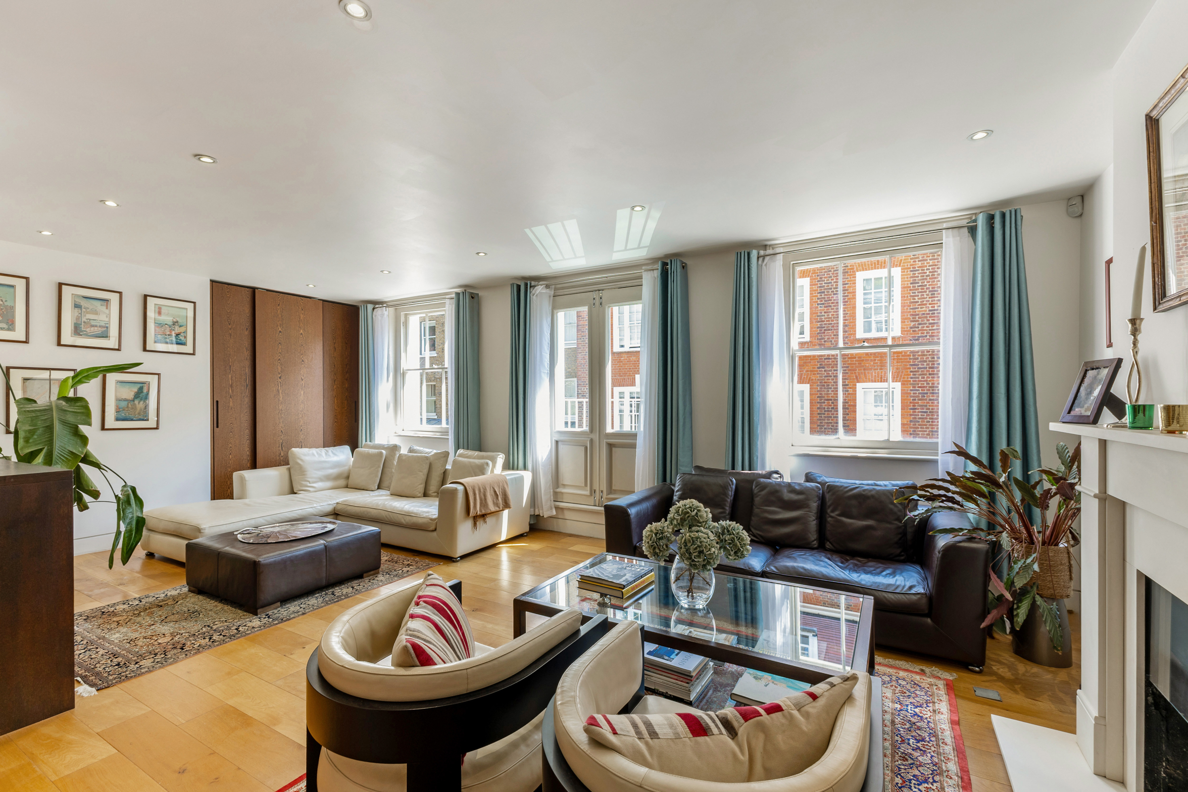  Three-Bedroom Mews House with a Rare Roof Terrace on Pavilion Road - 物件實景