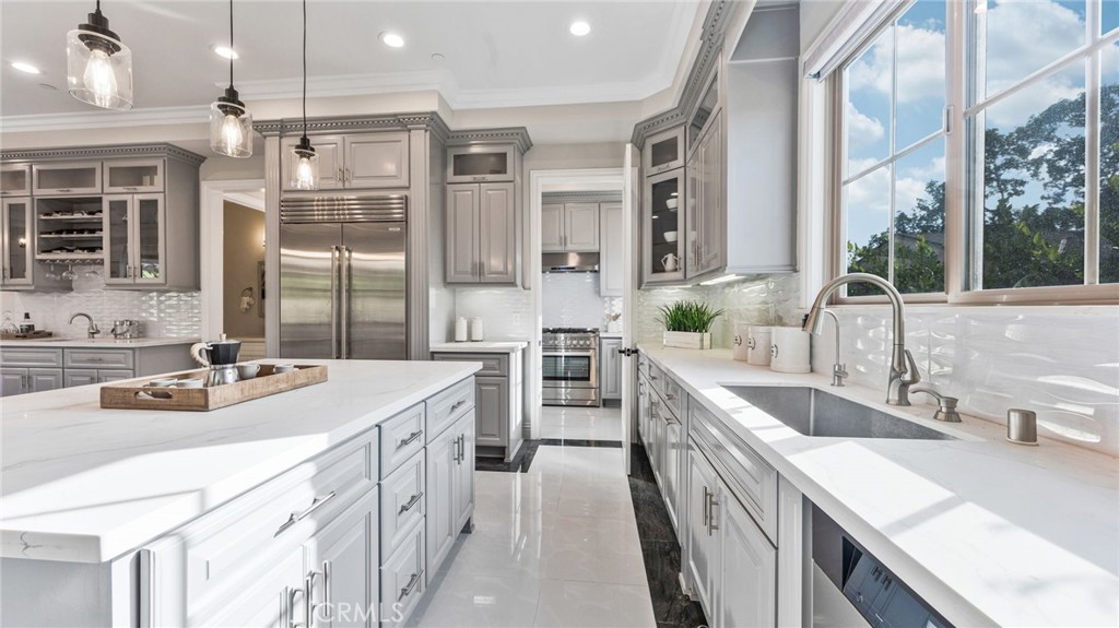 Temple City, California, 91780, United States, 5 Bedrooms Bedrooms, ,6 BathroomsBathrooms,Residential,For Sale,1989689