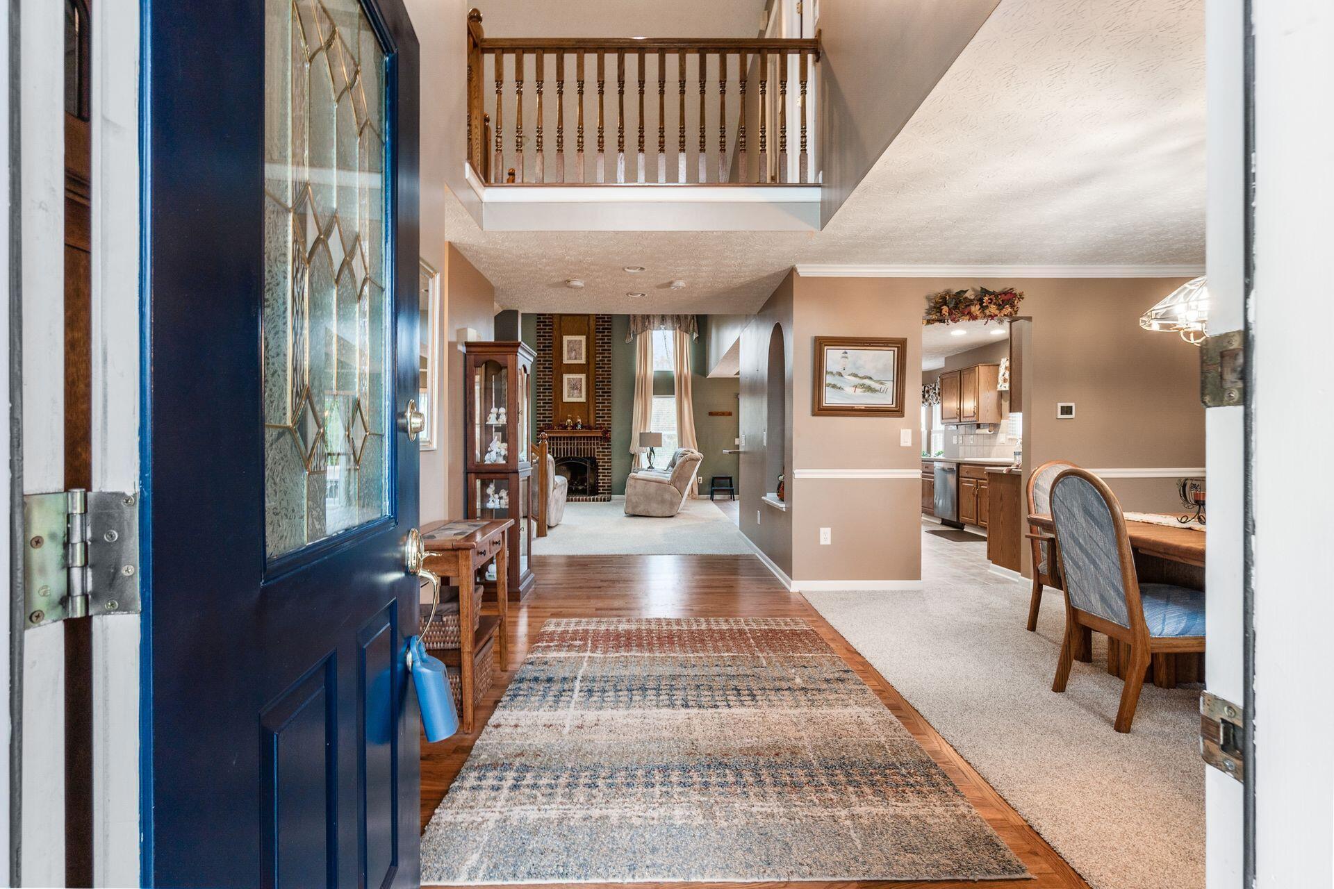 Dublin, Ohio, 43016, United States, 4 Bedrooms Bedrooms, ,4 BathroomsBathrooms,Residential,For Sale,1996840