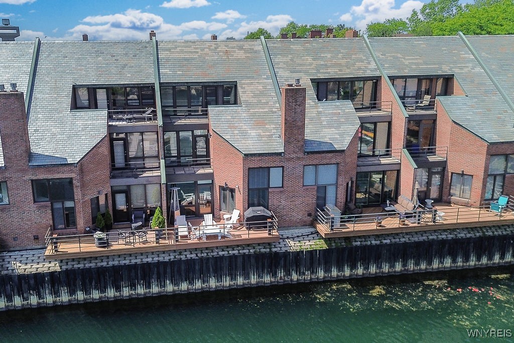 Buffalo, New York, 14202, United States, 3 Bedrooms Bedrooms, ,3 BathroomsBathrooms,Residential,For Sale,1976135