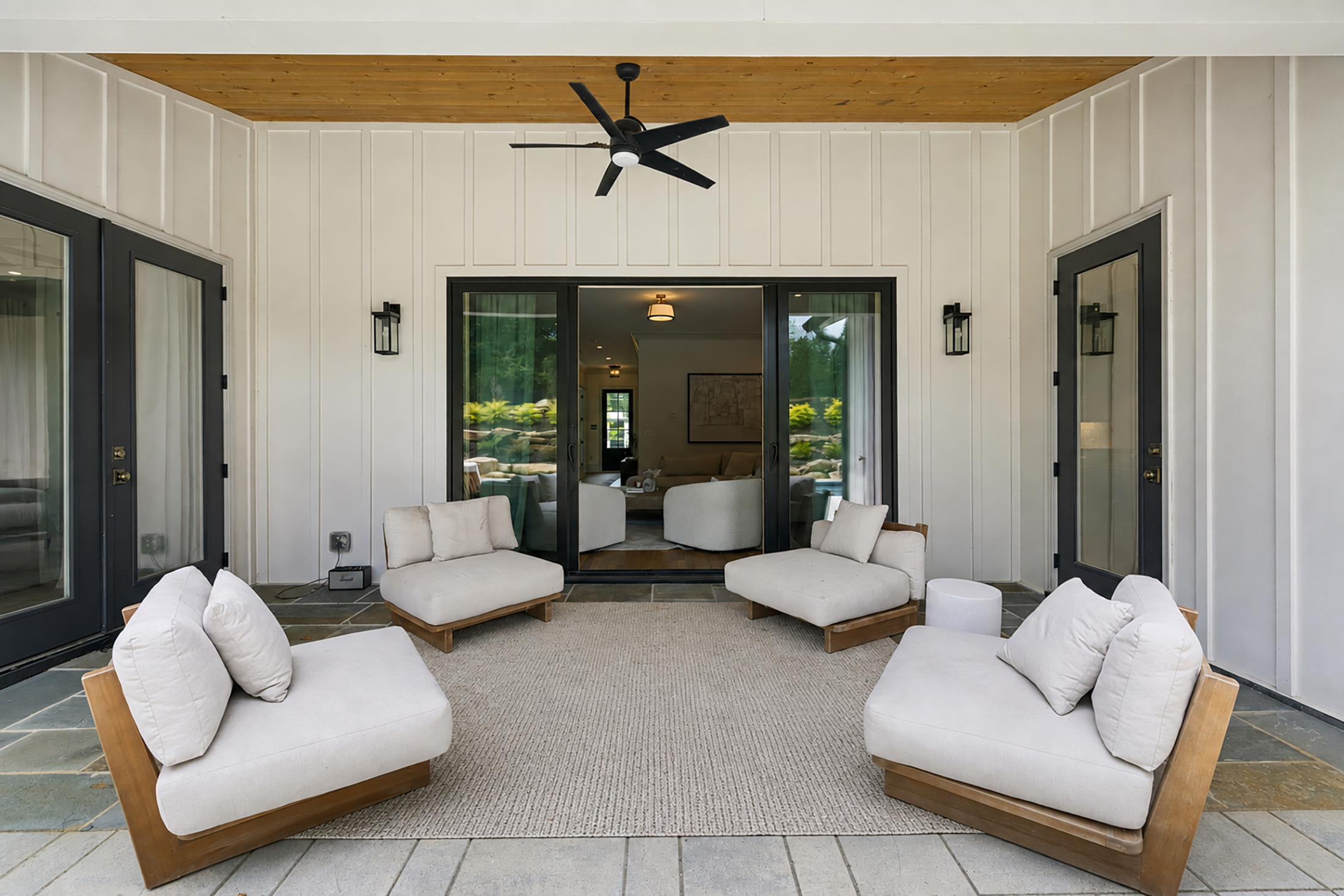  New-Construction Luxury Estate with Resort-Style Pool and Two Primary Suites - 物件實景