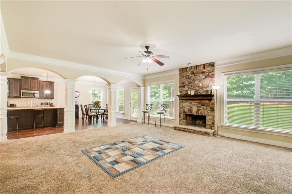 Palmetto, Georgia, 30268, United States, 5 Bedrooms Bedrooms, ,4 BathroomsBathrooms,Residential,For Sale,1917633