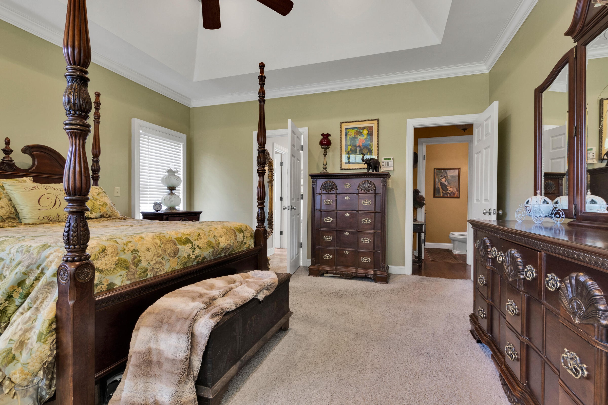 Fulton, Mississippi, 38843, United States, 4 Bedrooms Bedrooms, ,4 BathroomsBathrooms,Residential,For Sale,1976372