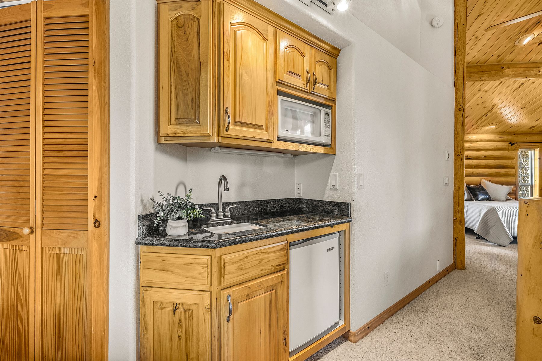  where  the mountains meet mccoy - 物件實景