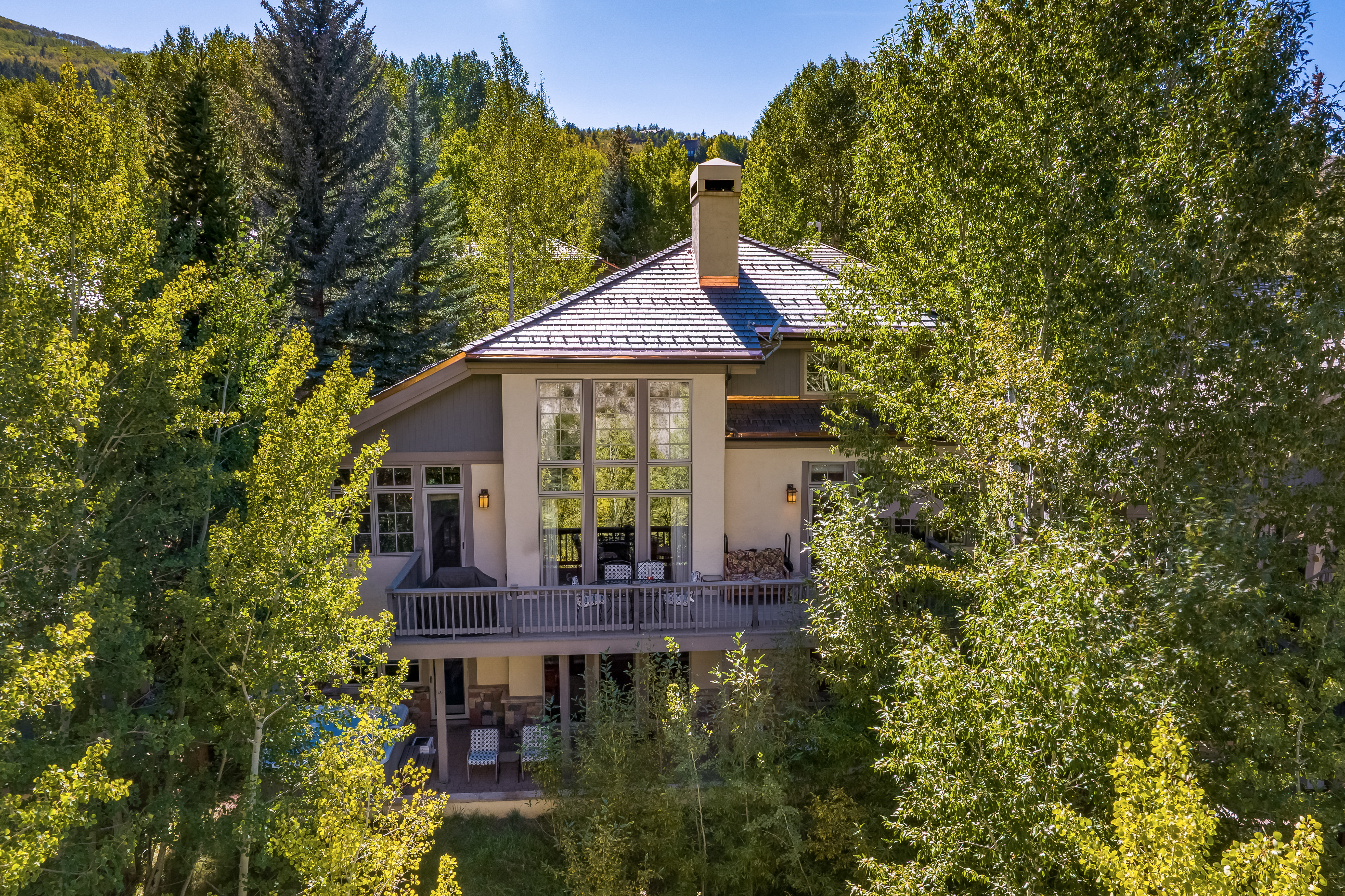  Exceptional Blend of Mountain Elegance, Comfort, and Year-round Recreation - 物件實景