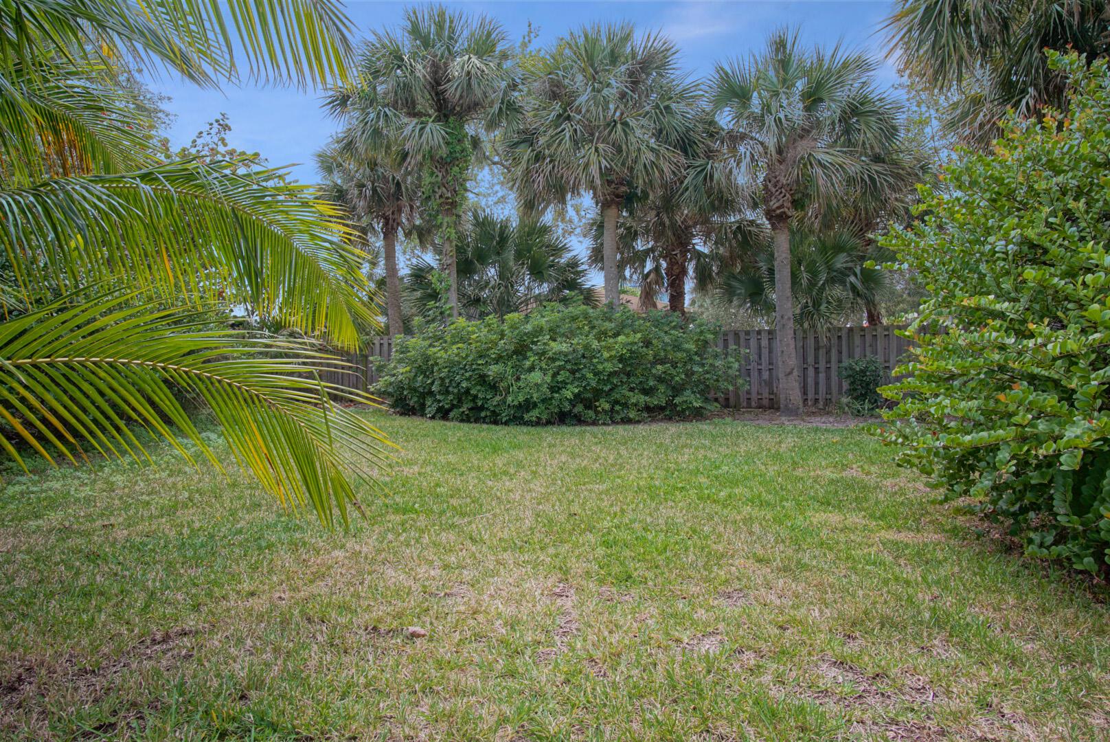 Hutchinson Island, Florida, 34949, United States, 4 Bedrooms Bedrooms, ,2 BathroomsBathrooms,Residential,For Sale,1996078