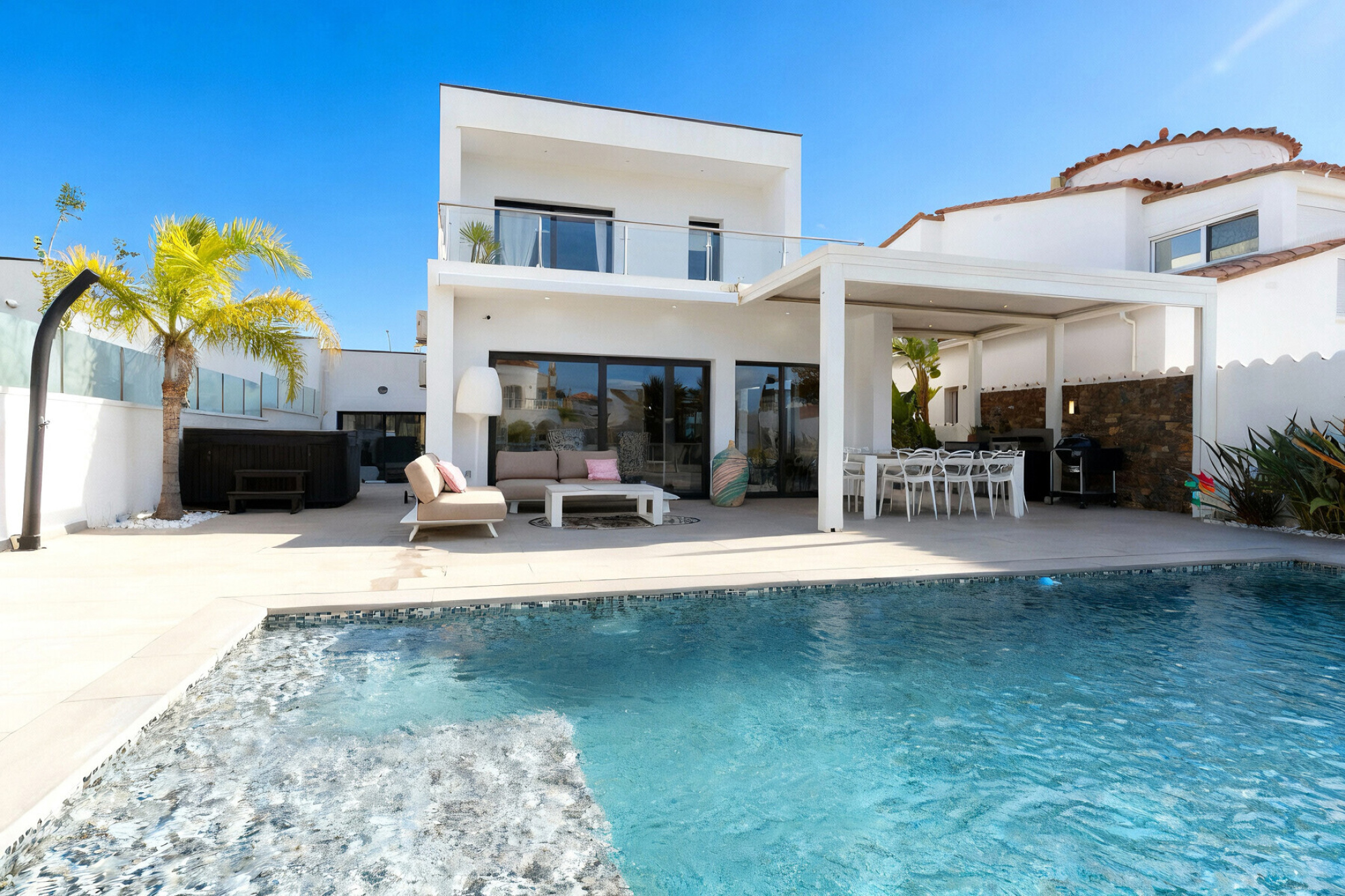  Contemporary villa on canal with mooring - 物件實景
