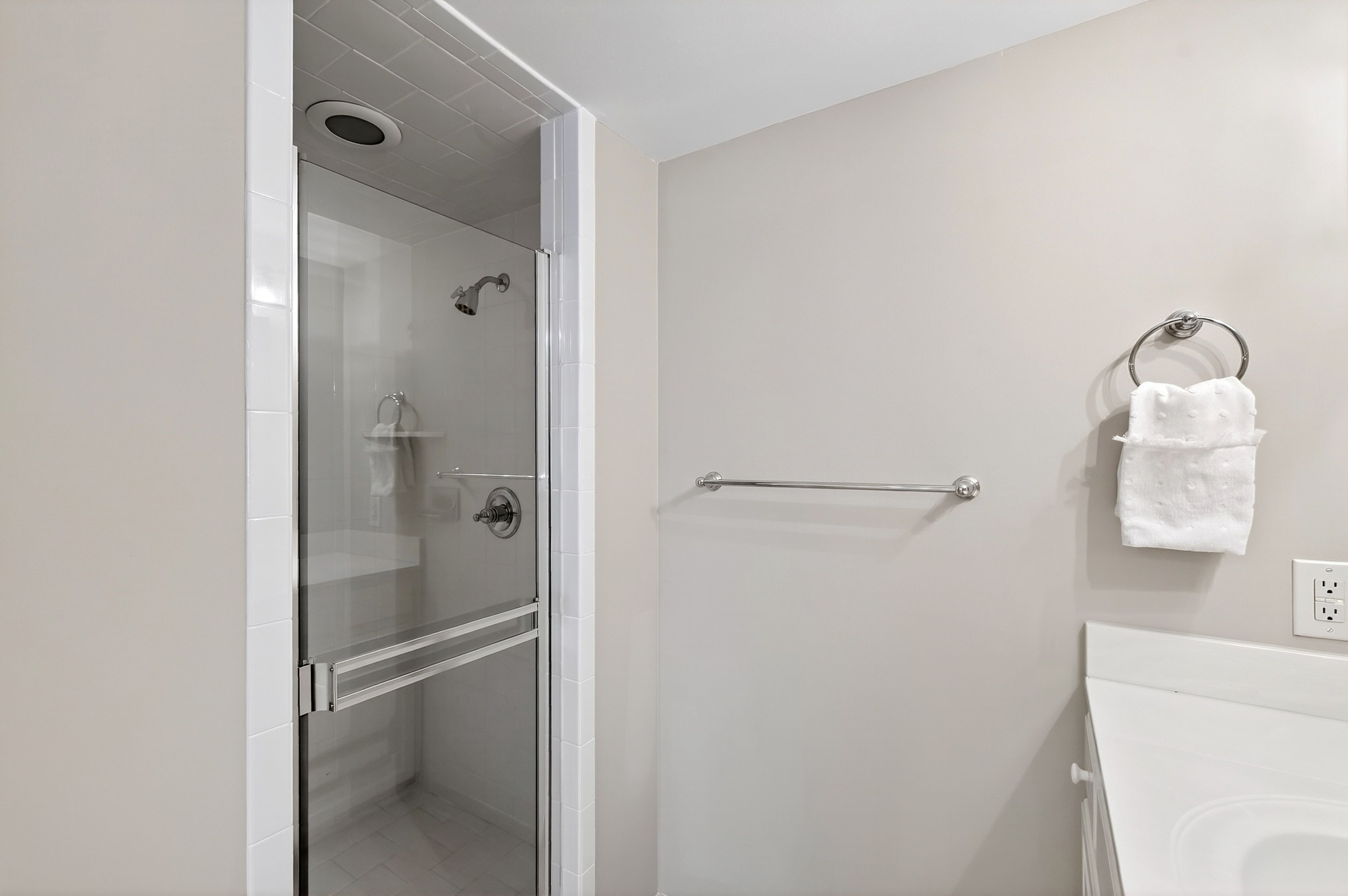  2507 Sanderson Drive, Raleigh, NC 27608 - 物件實景