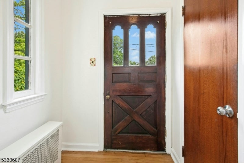 Garwood Boro, New Jersey, 07027, United States, 5 Bedrooms Bedrooms, ,4 BathroomsBathrooms,Residential,For Sale,1835599
