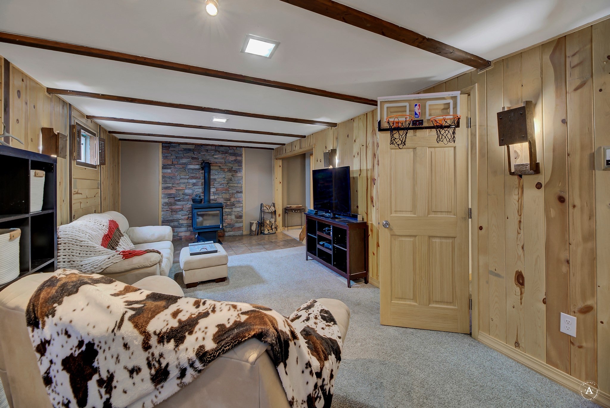 Helena, Montana, 59602, United States, 5 Bedrooms Bedrooms, ,3 BathroomsBathrooms,Residential,For Sale,1752683