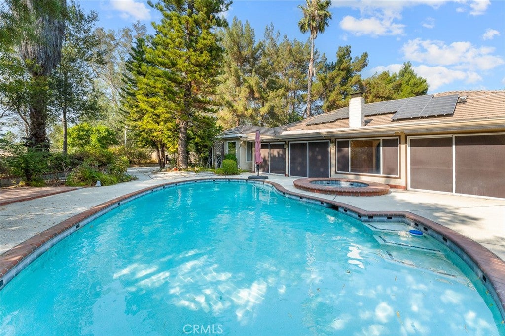 Redlands, California, 92373, United States, 4 Bedrooms Bedrooms, ,4 BathroomsBathrooms,Residential,For Sale,1995131