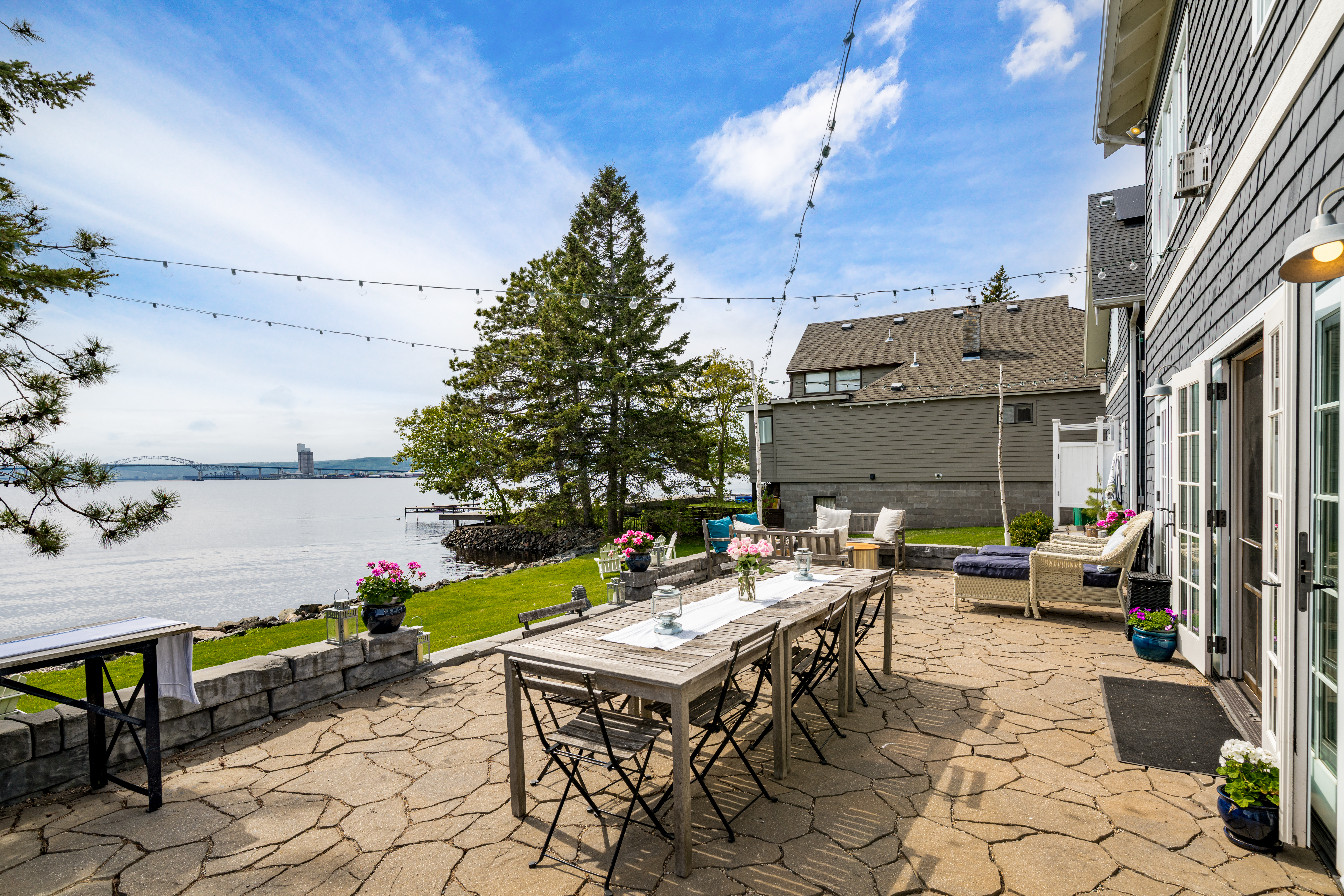  Craftsman Waterfront Retreat with Guest Quarters and Bay Views - 物件實景