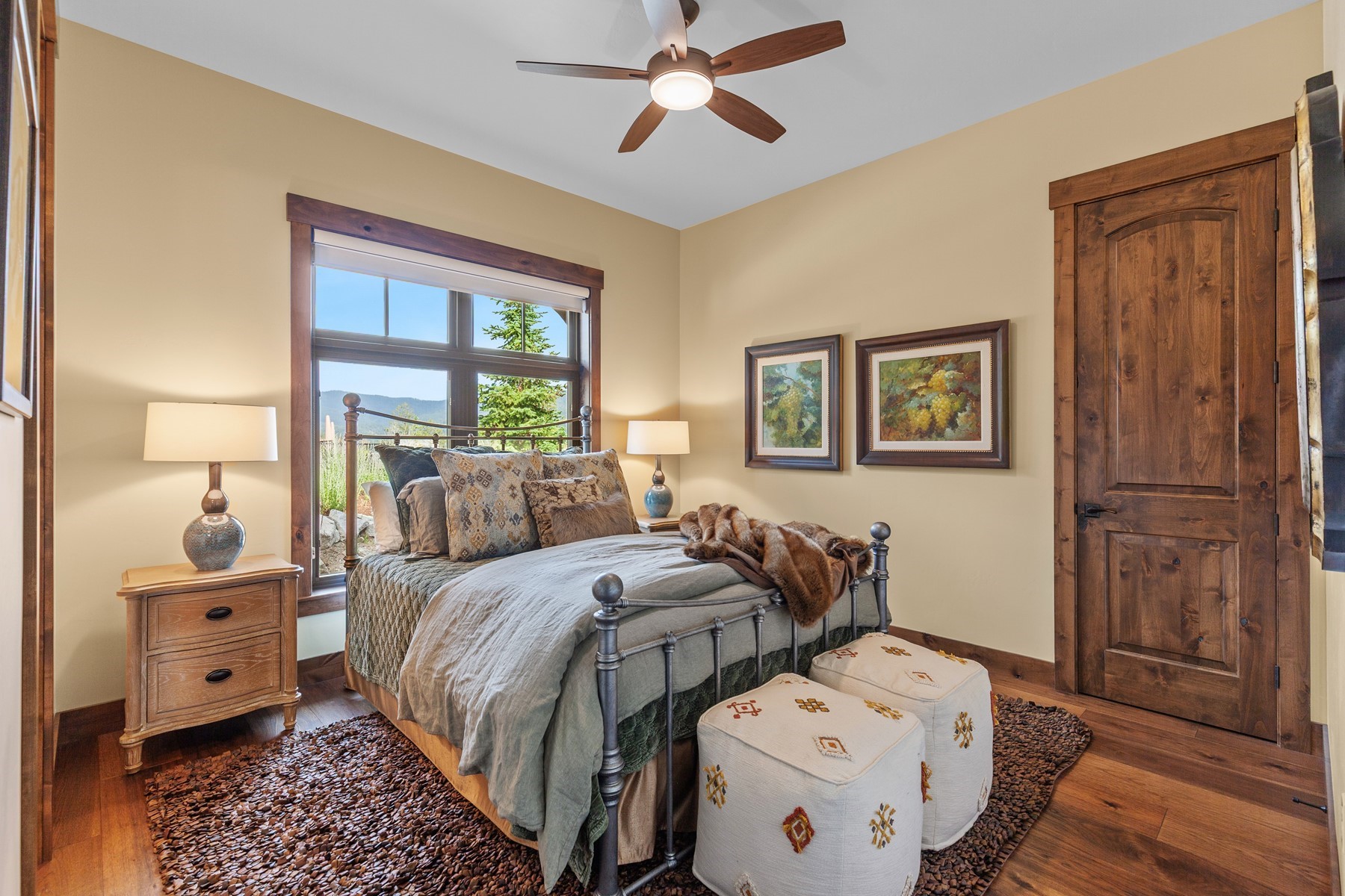  Rare Custom Retreat at Hayden Lake - 物件實景