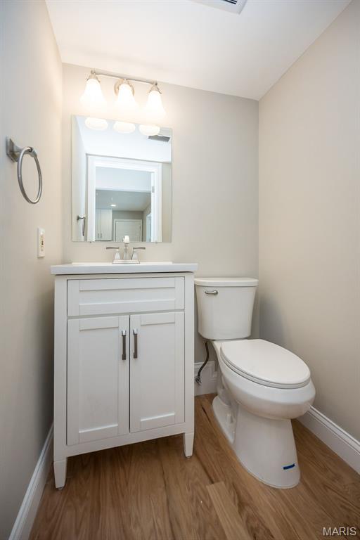 Ellisville, Missouri, 63011, United States, 4 Bedrooms Bedrooms, ,3 BathroomsBathrooms,Residential,For Sale,2002113