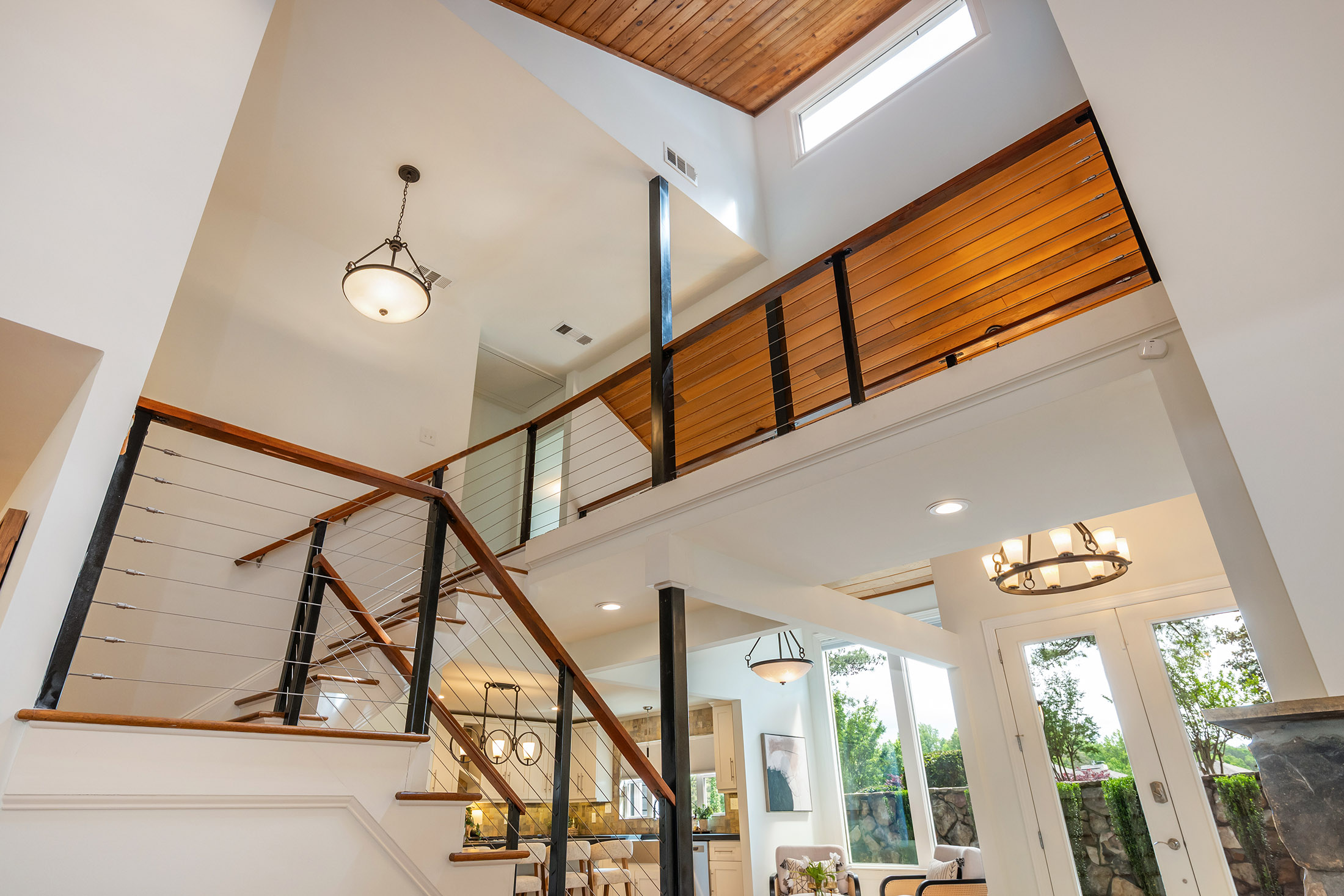  Thoughtfully Renovated Contemporary Home - 物件實景