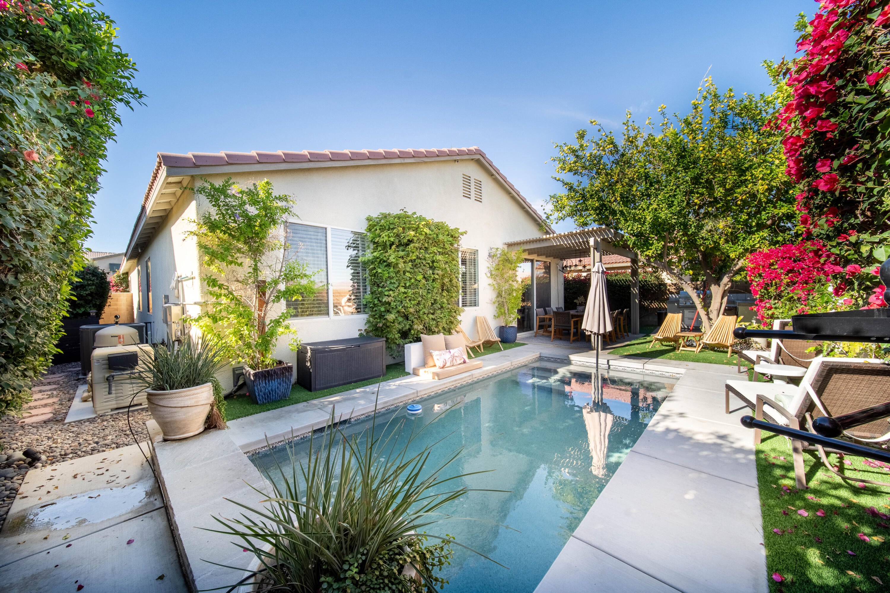 Indio, California, 92201, United States, 3 Bedrooms Bedrooms, ,Residential,For Sale,2006567