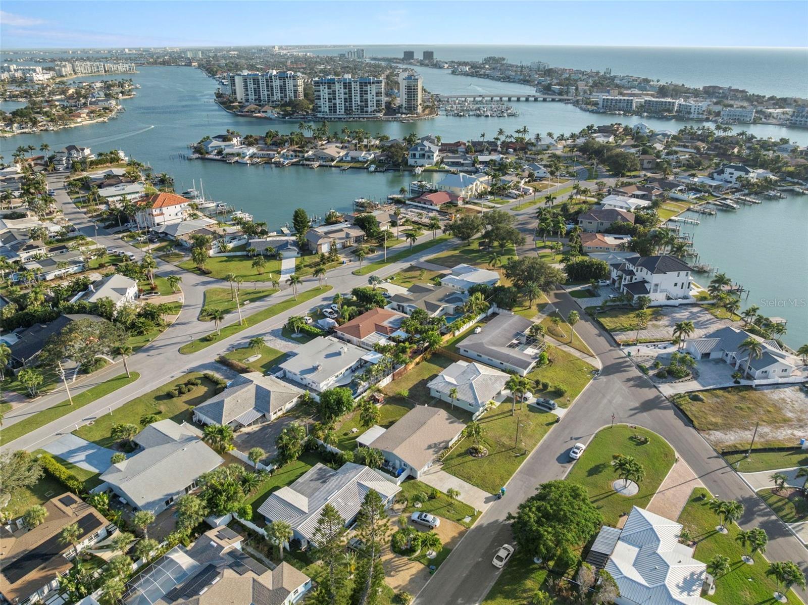 Treasure Island, Florida, 33706, United States, 3 Bedrooms Bedrooms, ,2 BathroomsBathrooms,Residential,For Sale,1996513