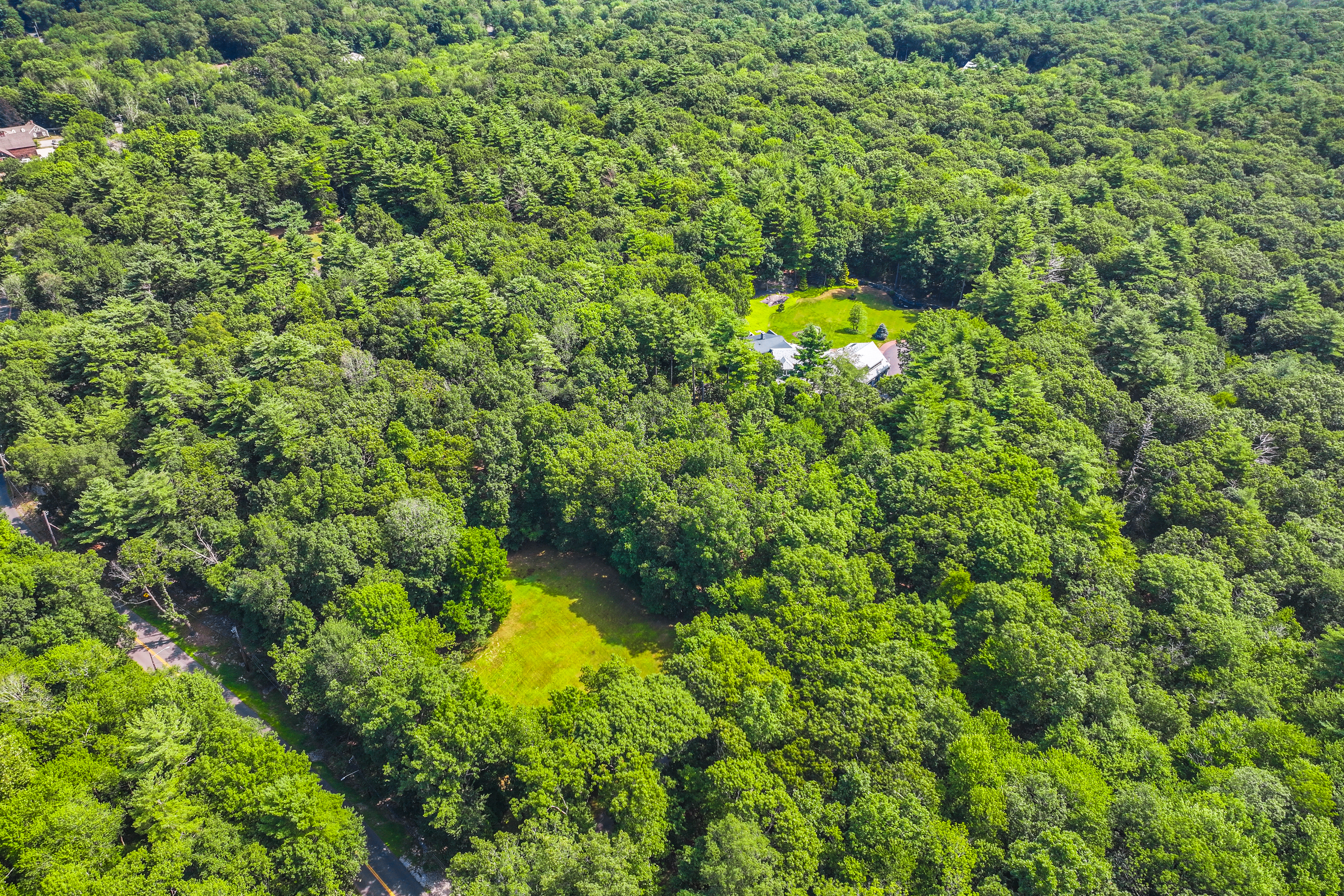  32-70 Lazell Street, Hingham, MA, 02043 - 物件實景