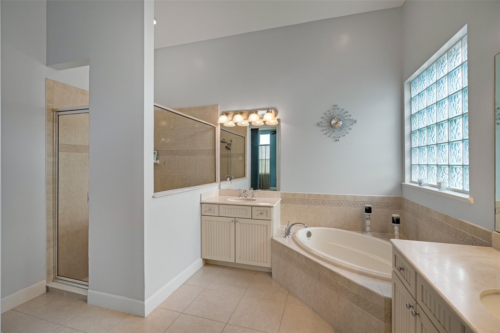 Vero Beach, Florida, 32966, United States, 4 Bedrooms Bedrooms, ,4 BathroomsBathrooms,Residential,For Sale,1766582