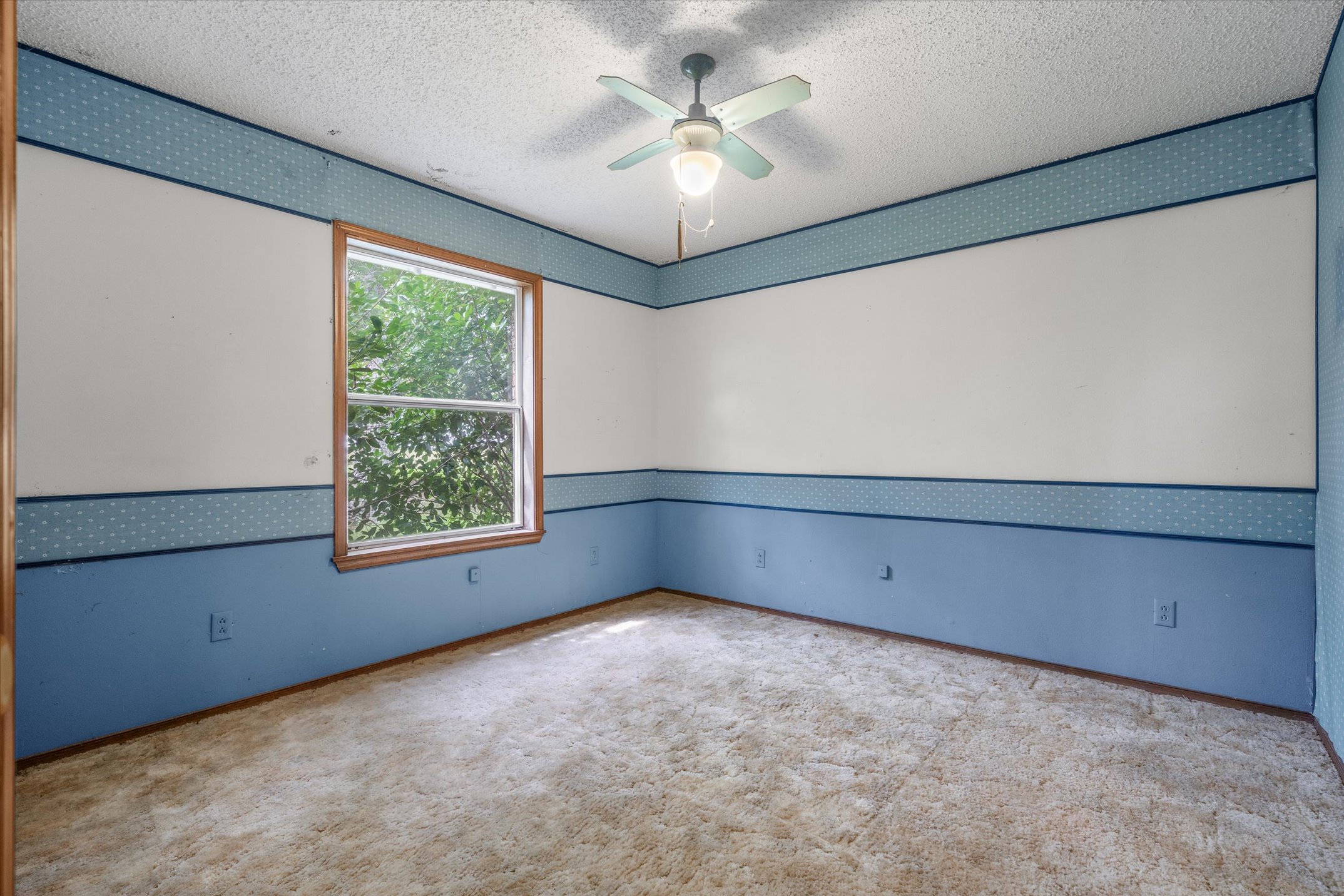 Wills Point, Texas, 75169, United States, 4 Bedrooms Bedrooms, ,3 BathroomsBathrooms,Residential,For Sale,1979230