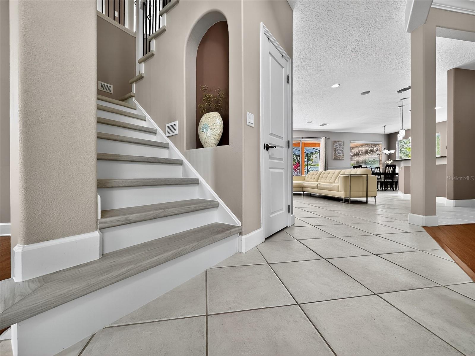 OVIEDO, Florida, 32766, United States, 5 Bedrooms Bedrooms, ,3 BathroomsBathrooms,Residential,For Sale,1974970