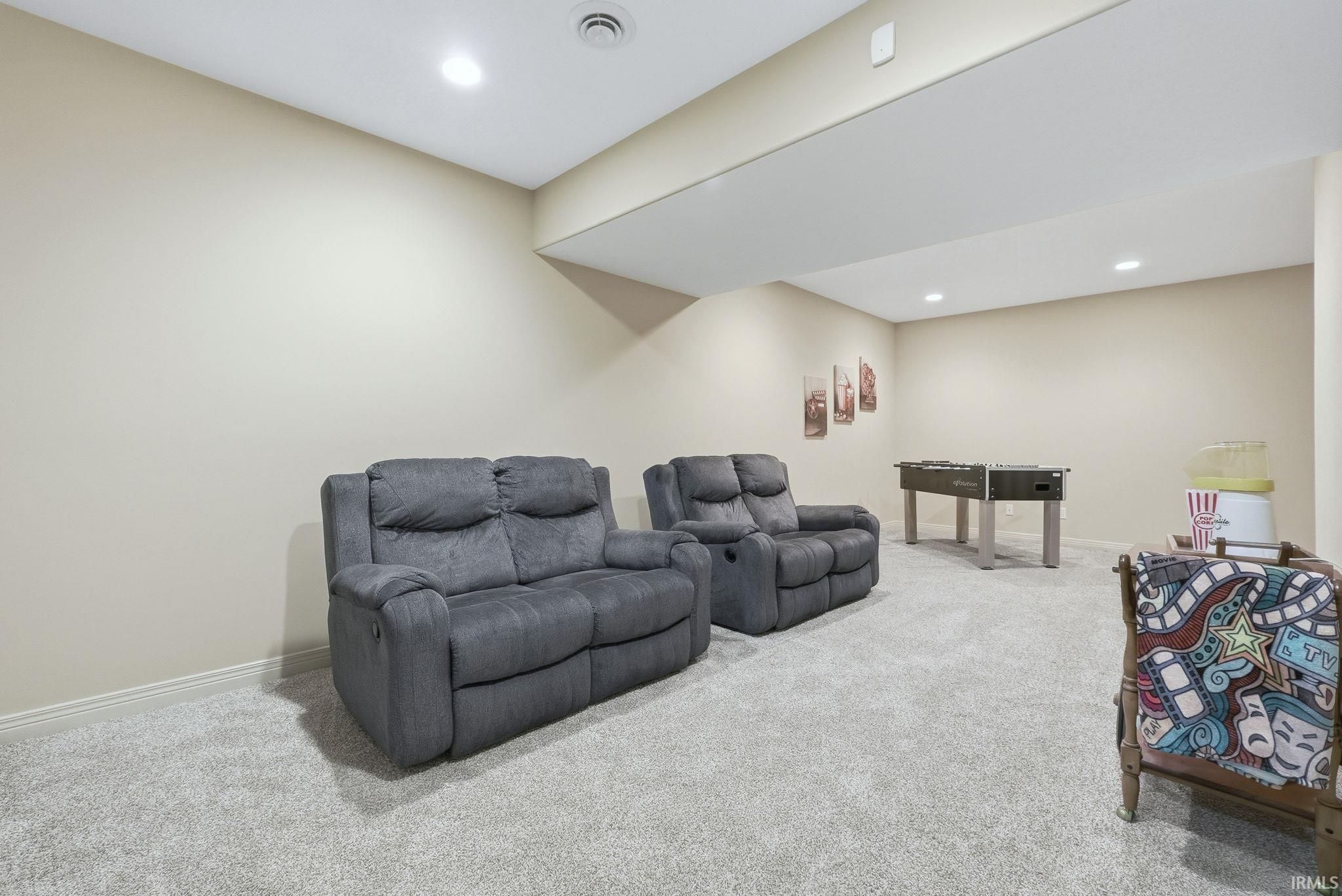 Fort Wayne, Indiana, 46814, United States, 4 Bedrooms Bedrooms, ,4 BathroomsBathrooms,Residential,For Sale,2008557