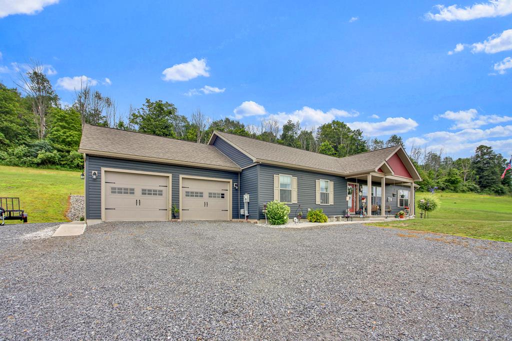 Wellsboro, Pennsylvania, 16901, United States, 3 Bedrooms Bedrooms, ,2 BathroomsBathrooms,Residential,For Sale,1921968