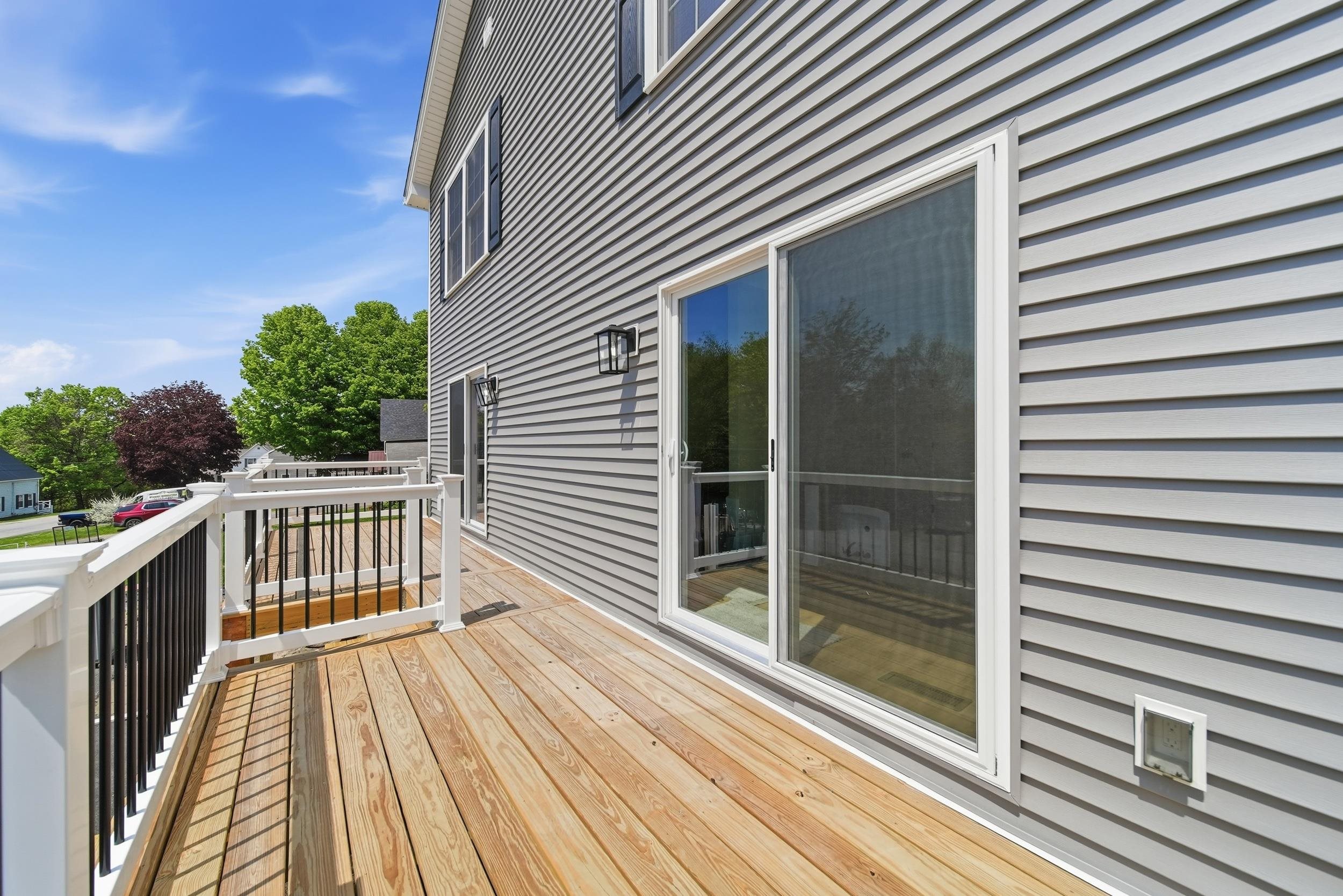  24 Munroe Street, Units 1&2, Franklin, NH, 03235 - 物件實景