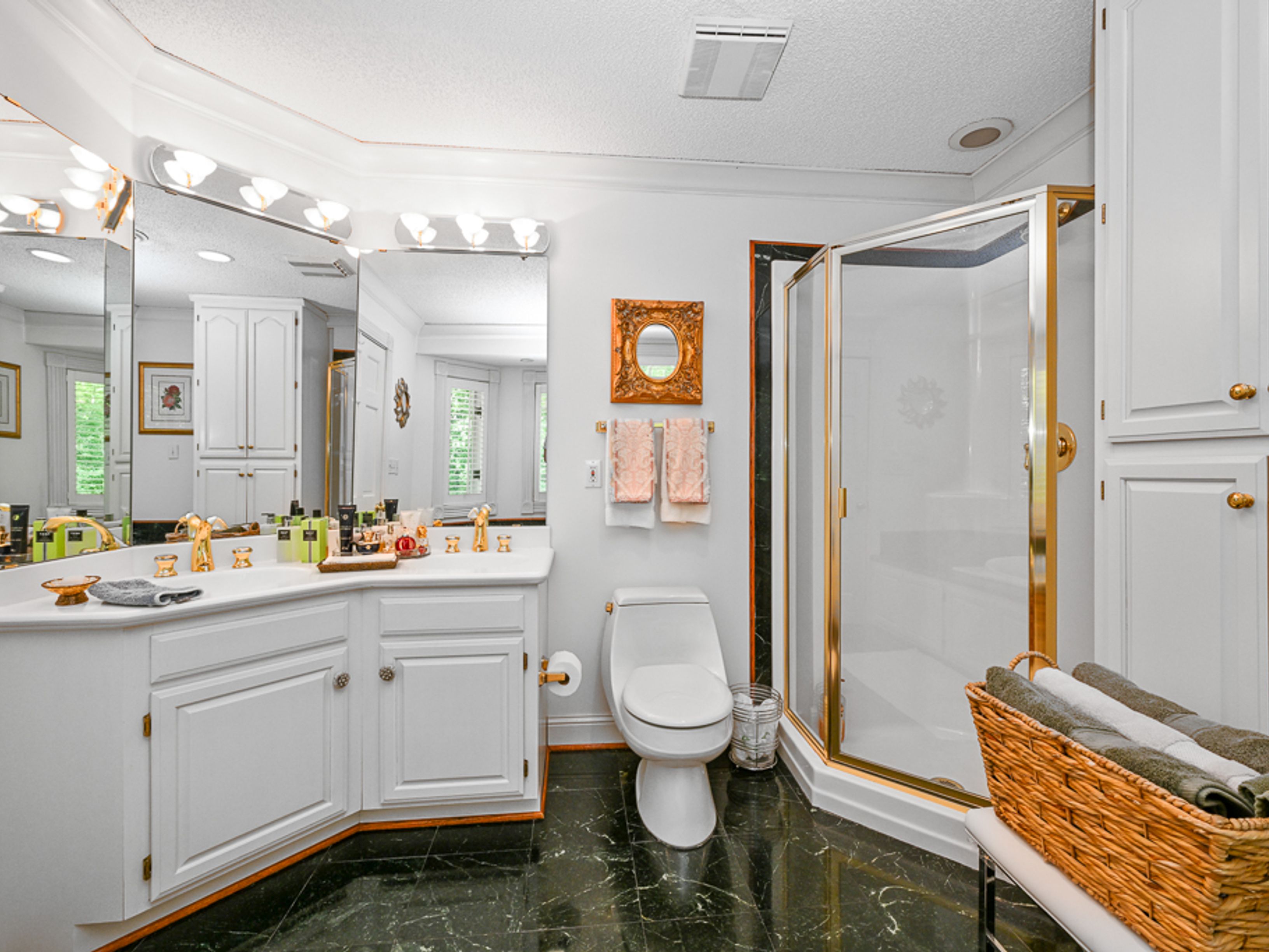  Timeless Elegance in Prestigious Tuxedo Park - 物件實景