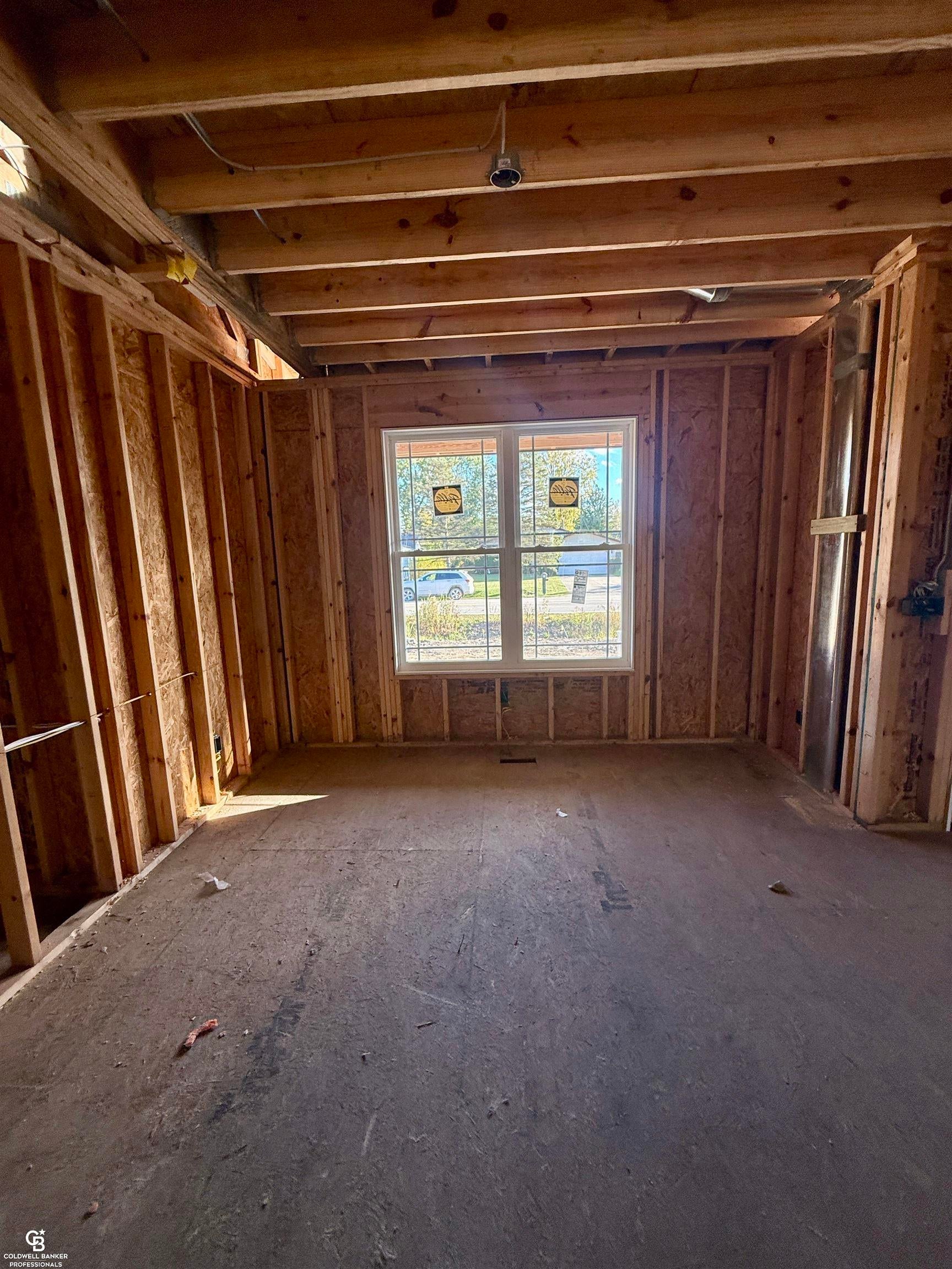 Saint Clair, Michigan, 48079, United States, 5 Bedrooms Bedrooms, ,3 BathroomsBathrooms,Residential,For Sale,1868315