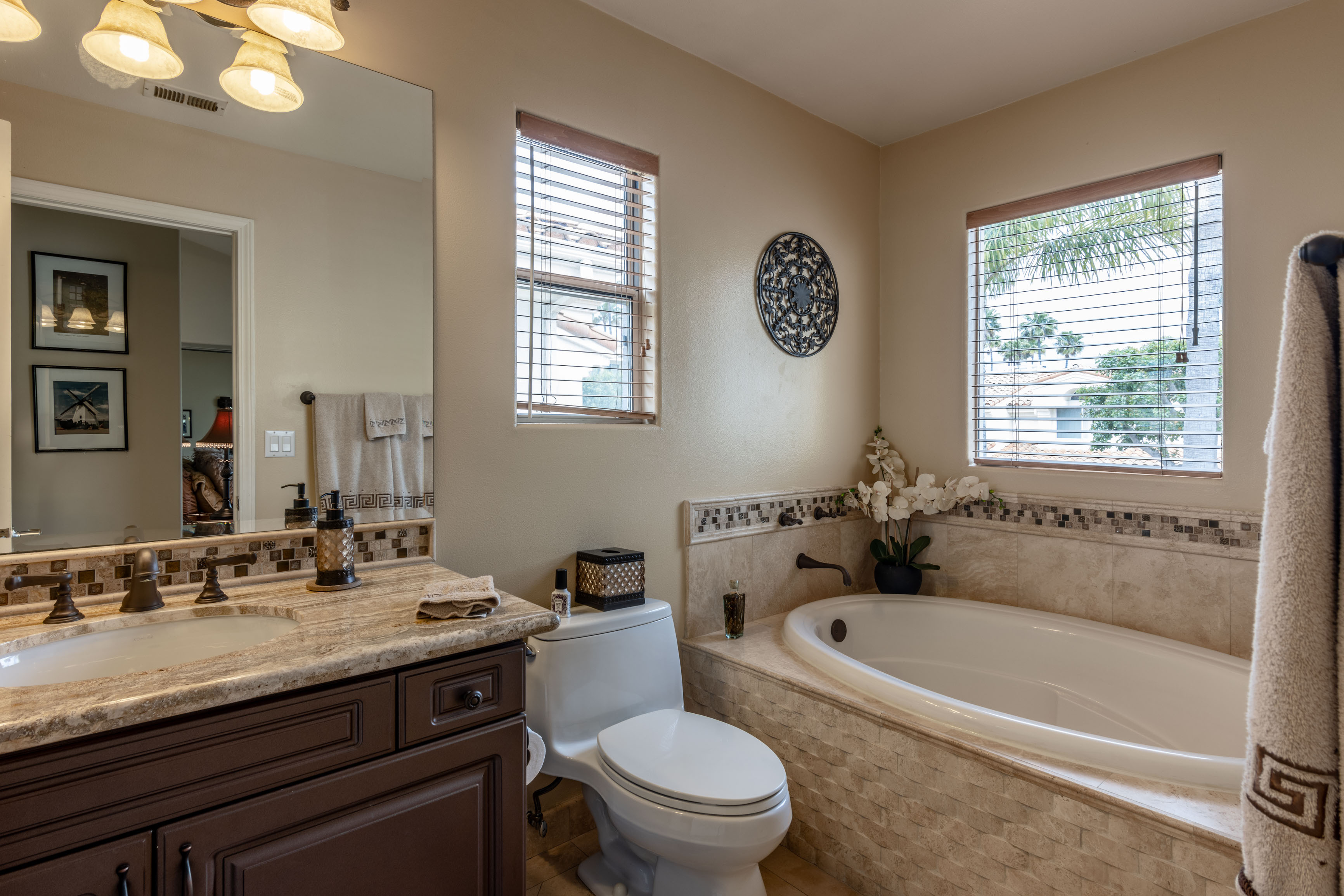  6483 Zuma View Pl - 物件實景