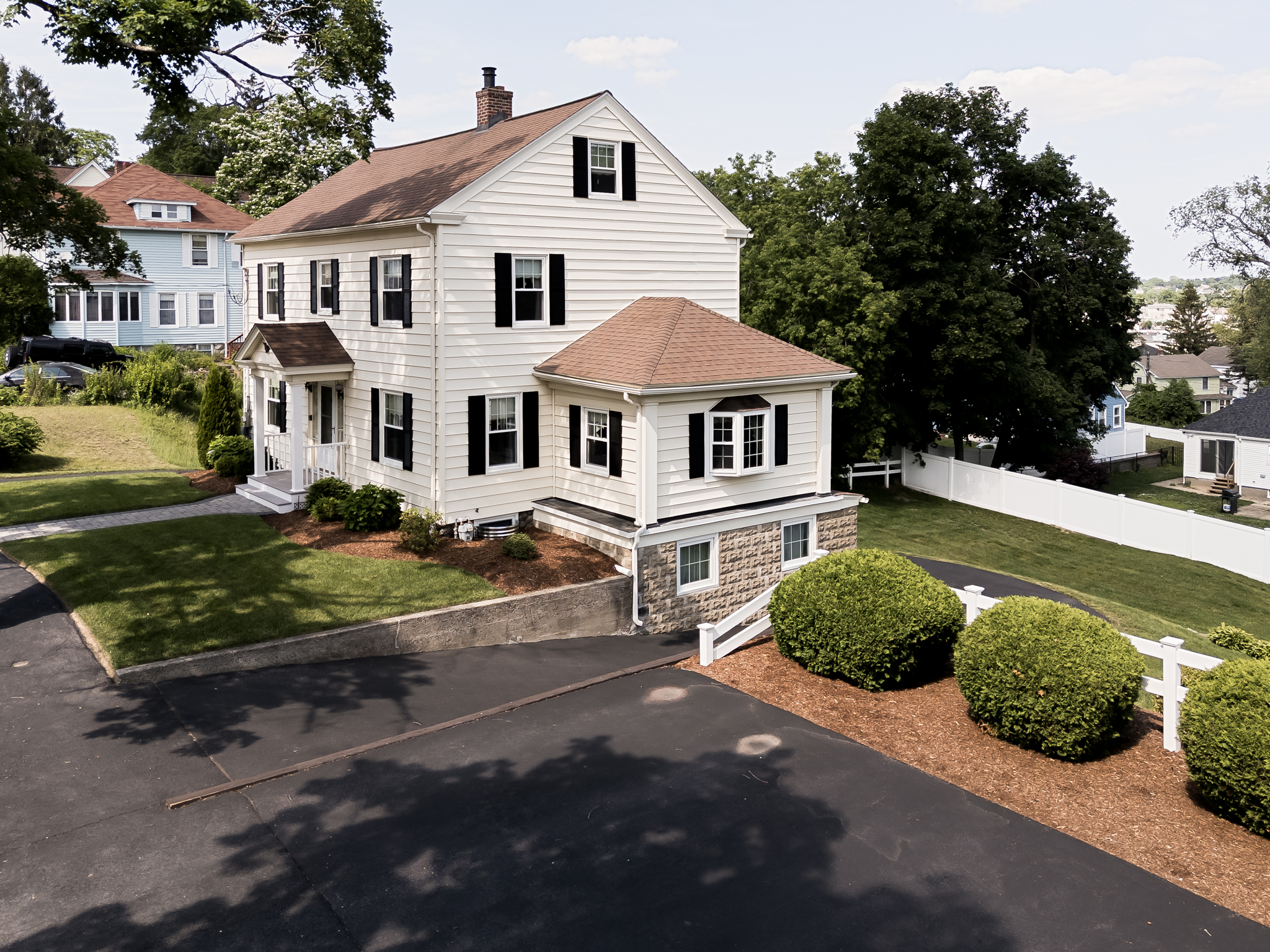 Worcester, Massachusetts, 01603, United States, 3 Bedrooms Bedrooms, ,2 BathroomsBathrooms,Residential,For Sale,1923898
