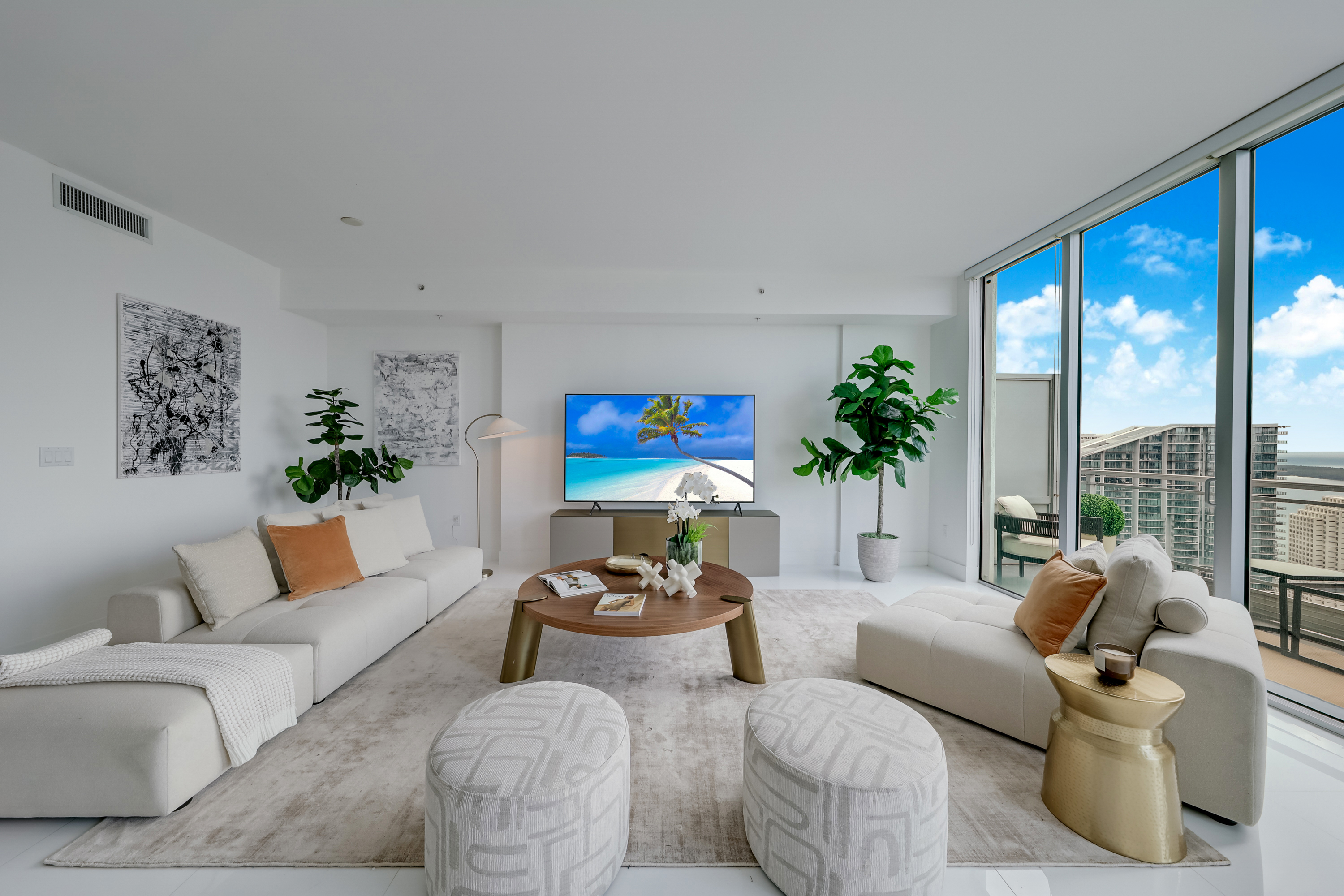  92 SW 3rd St, Miami, FL, 33130 - 物件實景