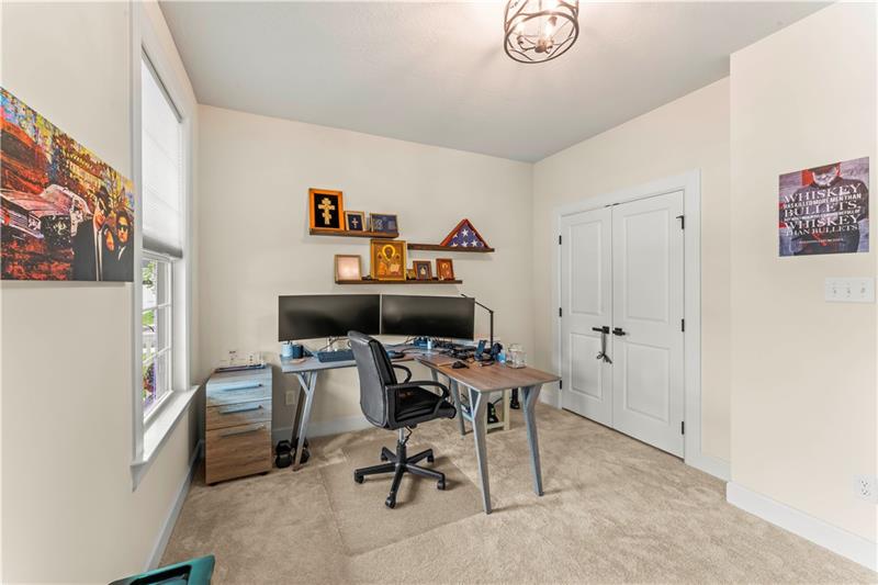 Canonsburg, Pennsylvania, 15317, United States, 3 Bedrooms Bedrooms, ,3 BathroomsBathrooms,Residential,For Sale,1895014