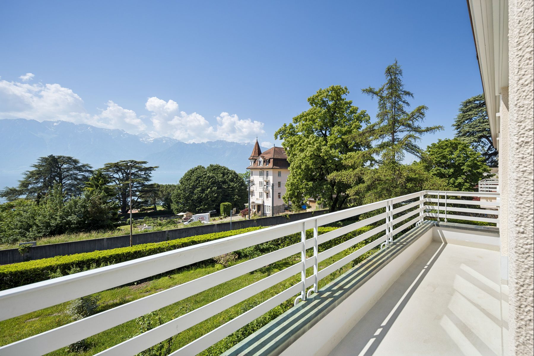  Love at first sight Renovated property with two balconies and a garden - 物件實景