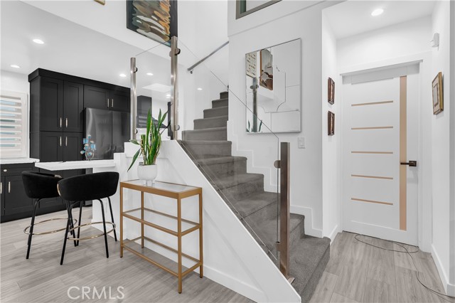 West Los Angeles, California, 90069, United States, 2 Bedrooms Bedrooms, ,2 BathroomsBathrooms,Residential,For Sale,1993889