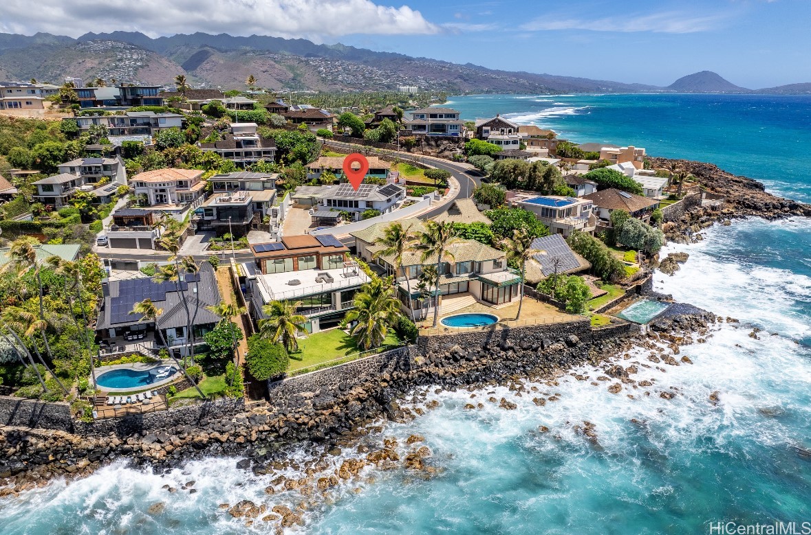 Honolulu, Hawaii, 96816, United States, 4 Bedrooms Bedrooms, ,3 BathroomsBathrooms,Residential,For Sale,1925969