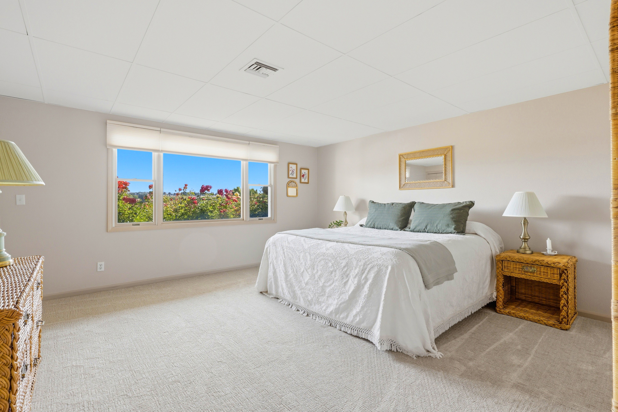  Prime Columbia River Frontage, Pool, large lot - 物件實景