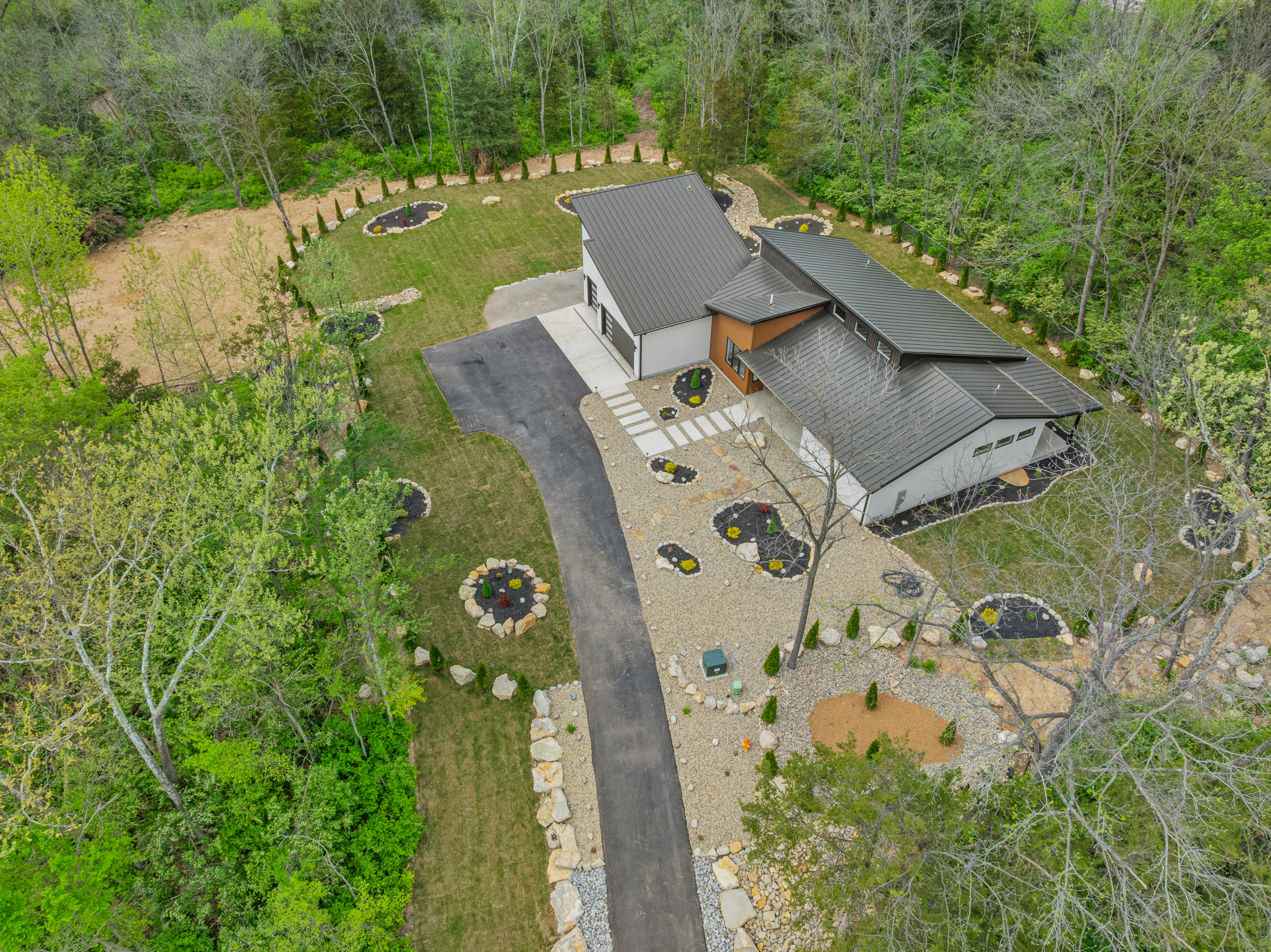  Brand-new Mid-Century Modern Masterpiece Situated on Over 4 Private Acres - 物件實景