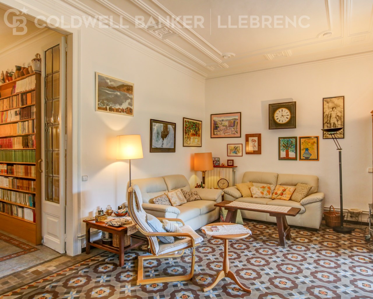 Barcelona, Catalonia, ES, 4 Bedrooms Bedrooms, ,1 BathroomBathrooms,Residential,For Sale,1622772